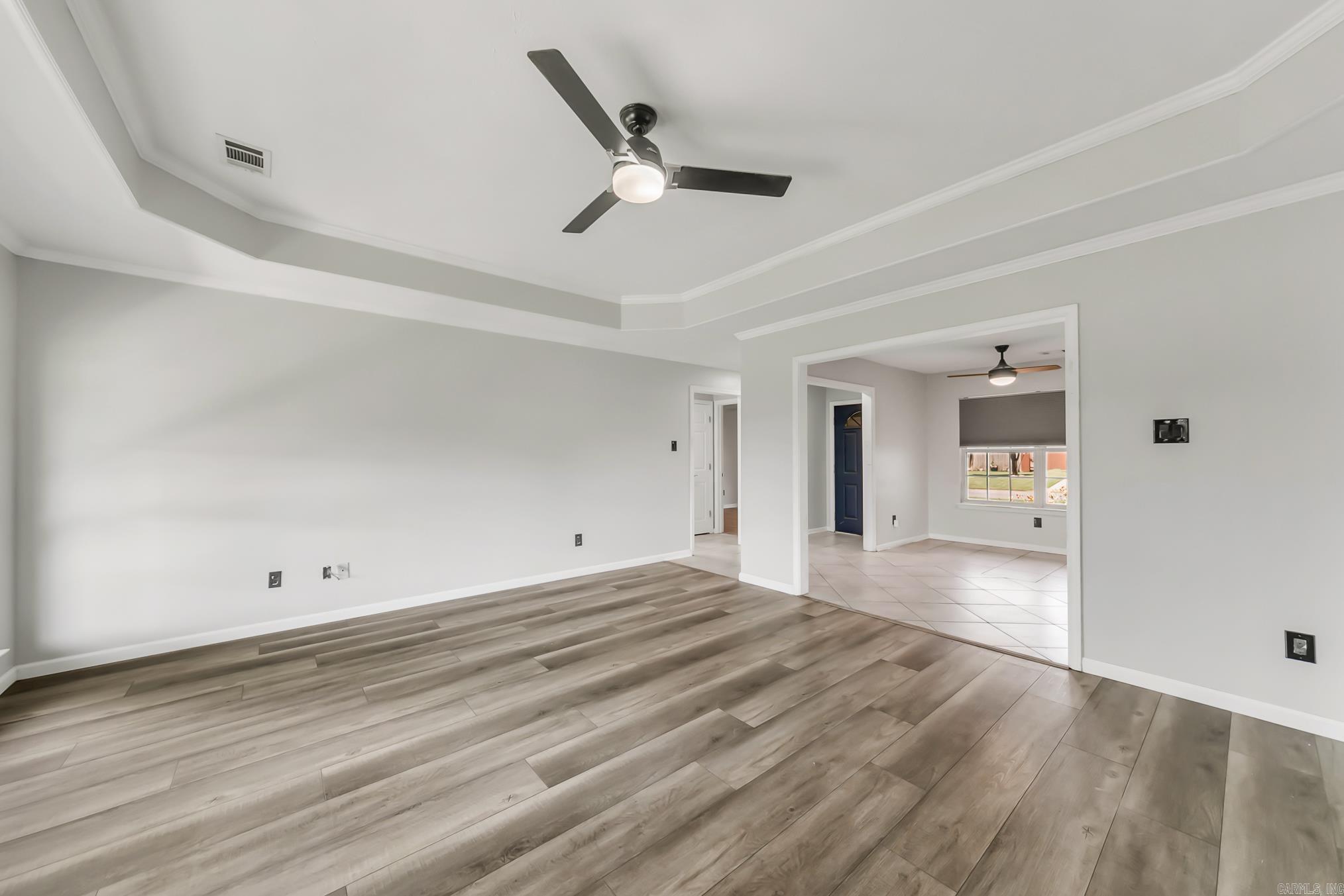 WILLOW LAKE - Residential