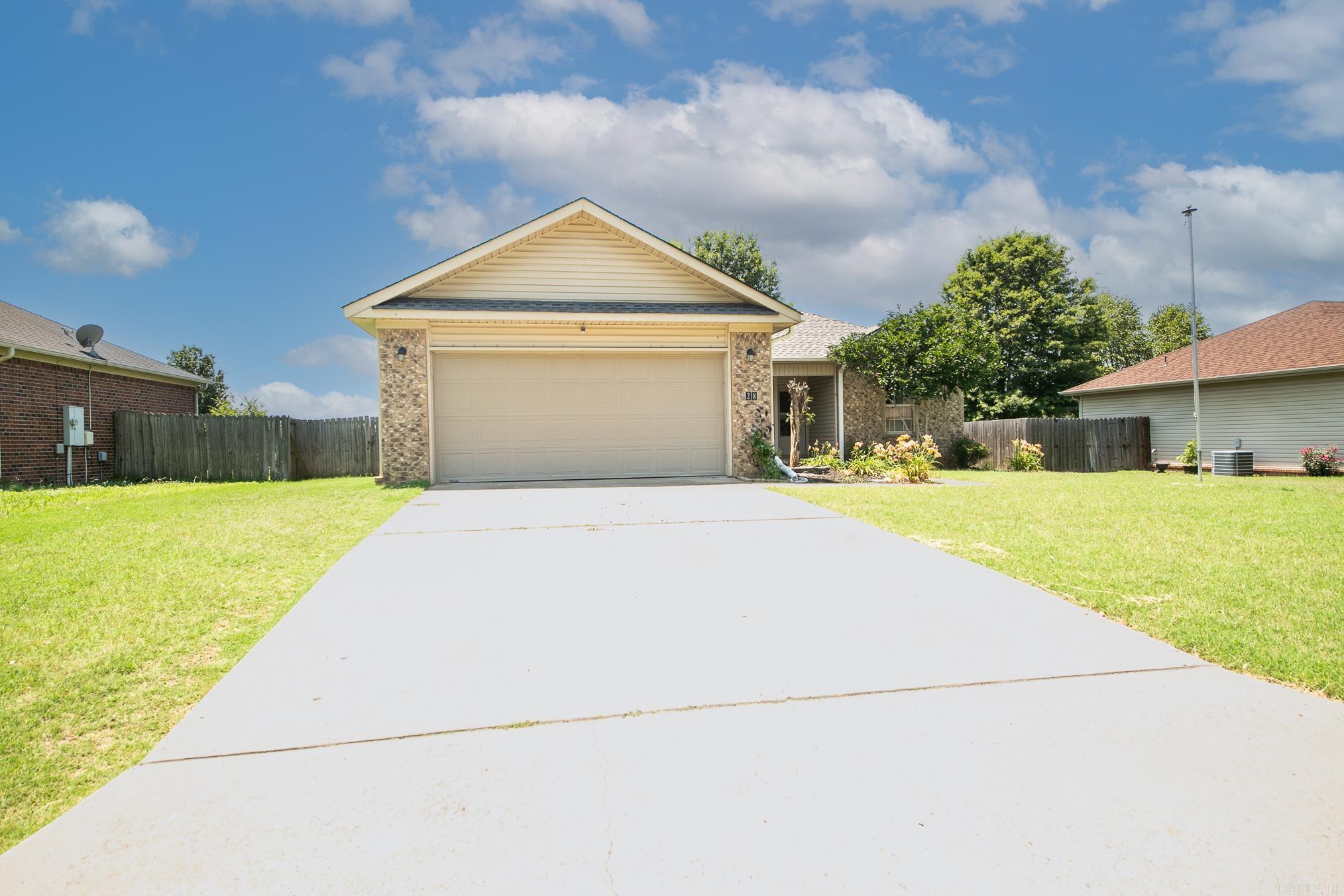 WILLOW LAKE - Residential