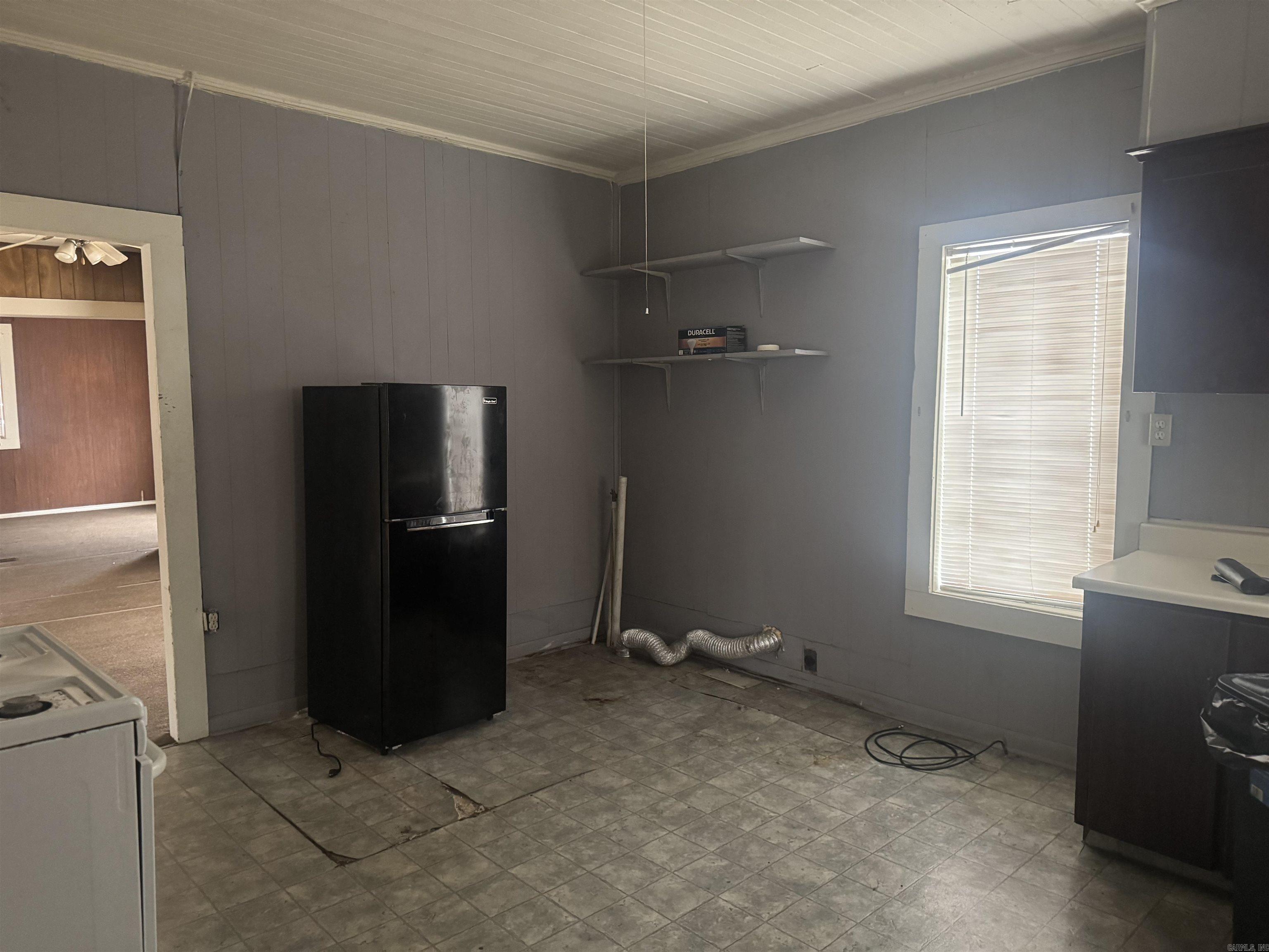 CARDENS J D - Residential