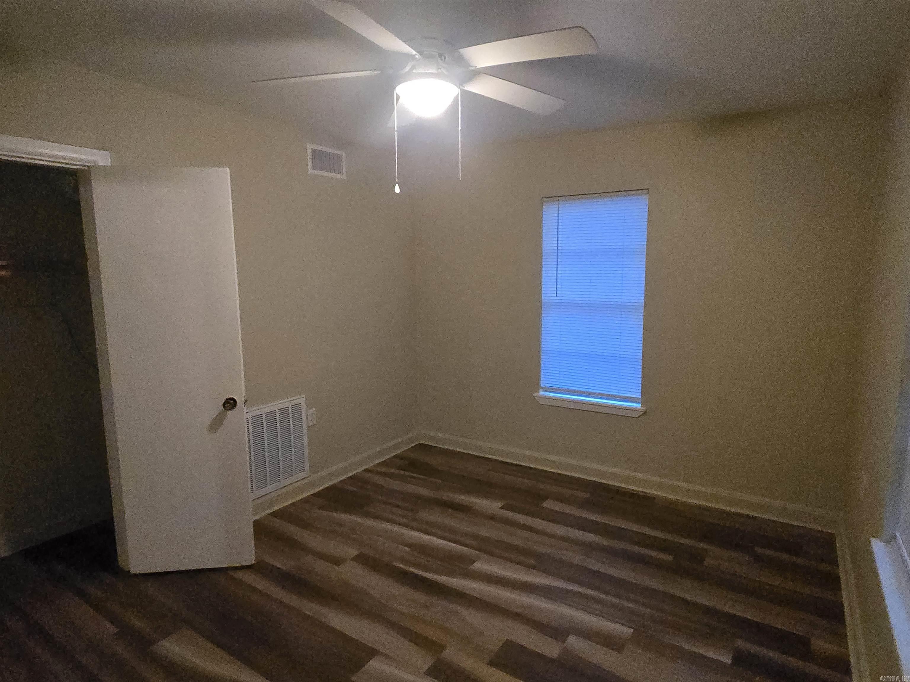 SOUTHLAWN HEIGHTS AKA SOUTH HEIG - Residential