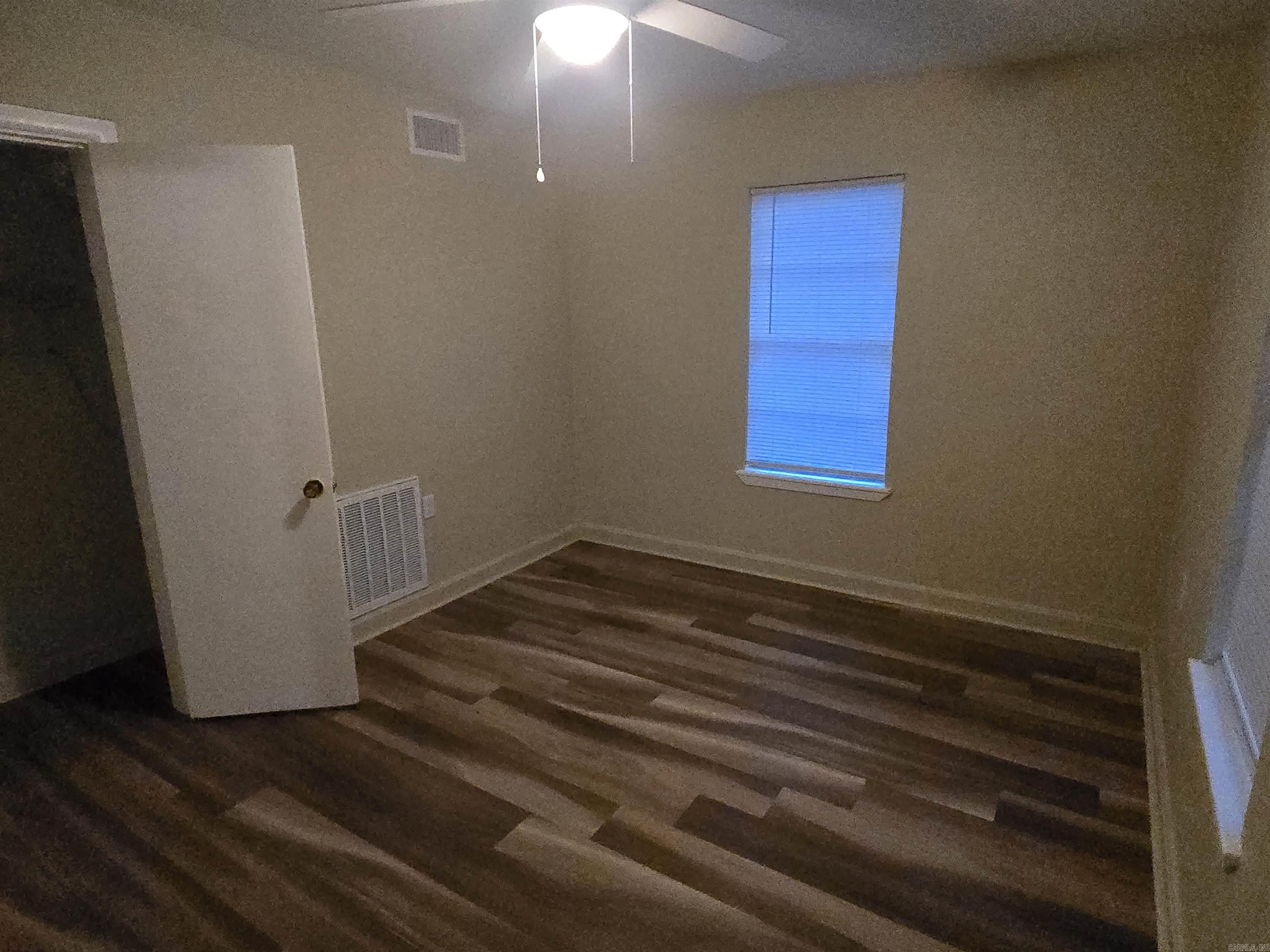 SOUTHLAWN HEIGHTS AKA SOUTH HEIG - Residential