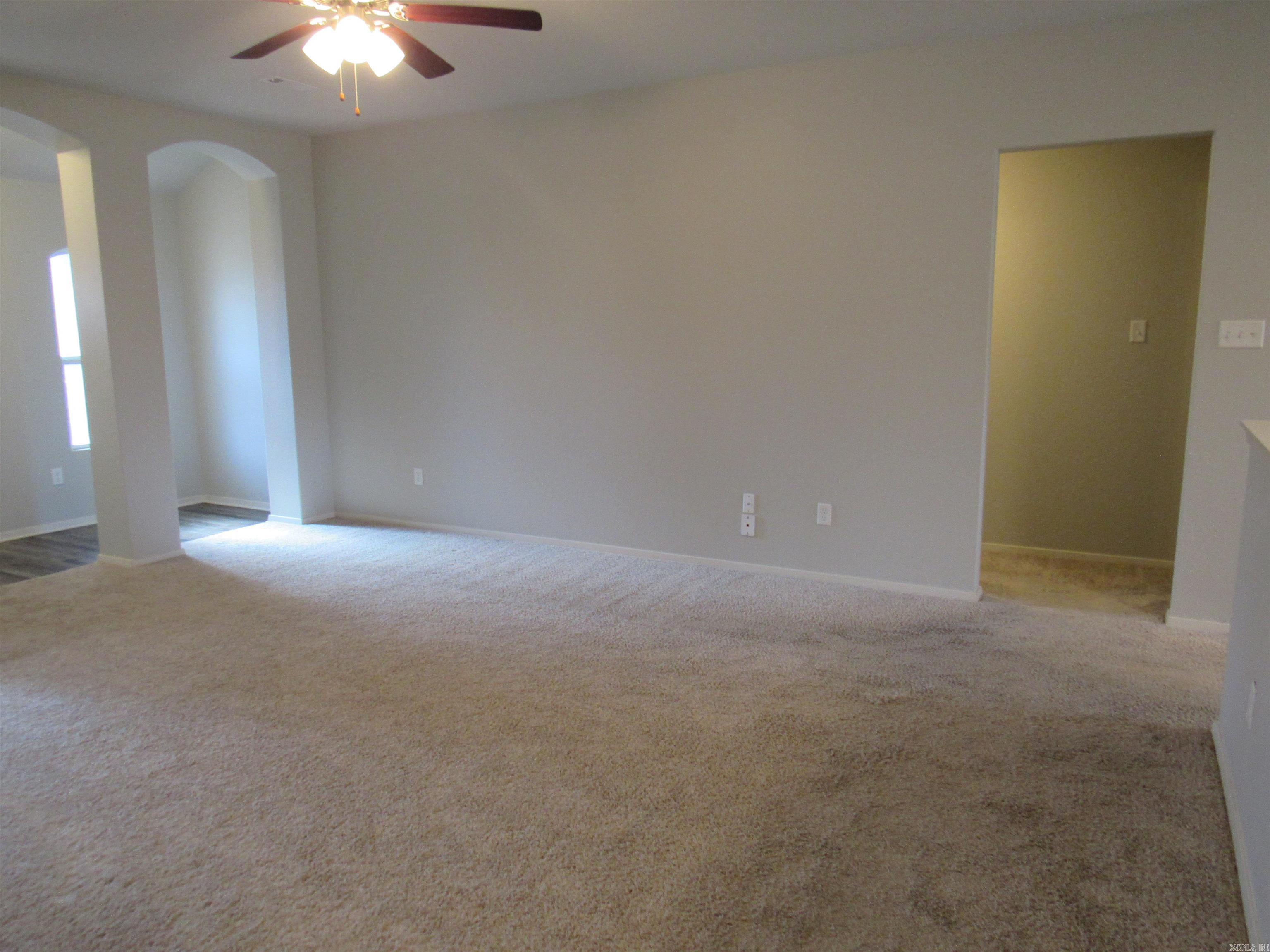 OAKLAND GROVE ESTATES - Residential