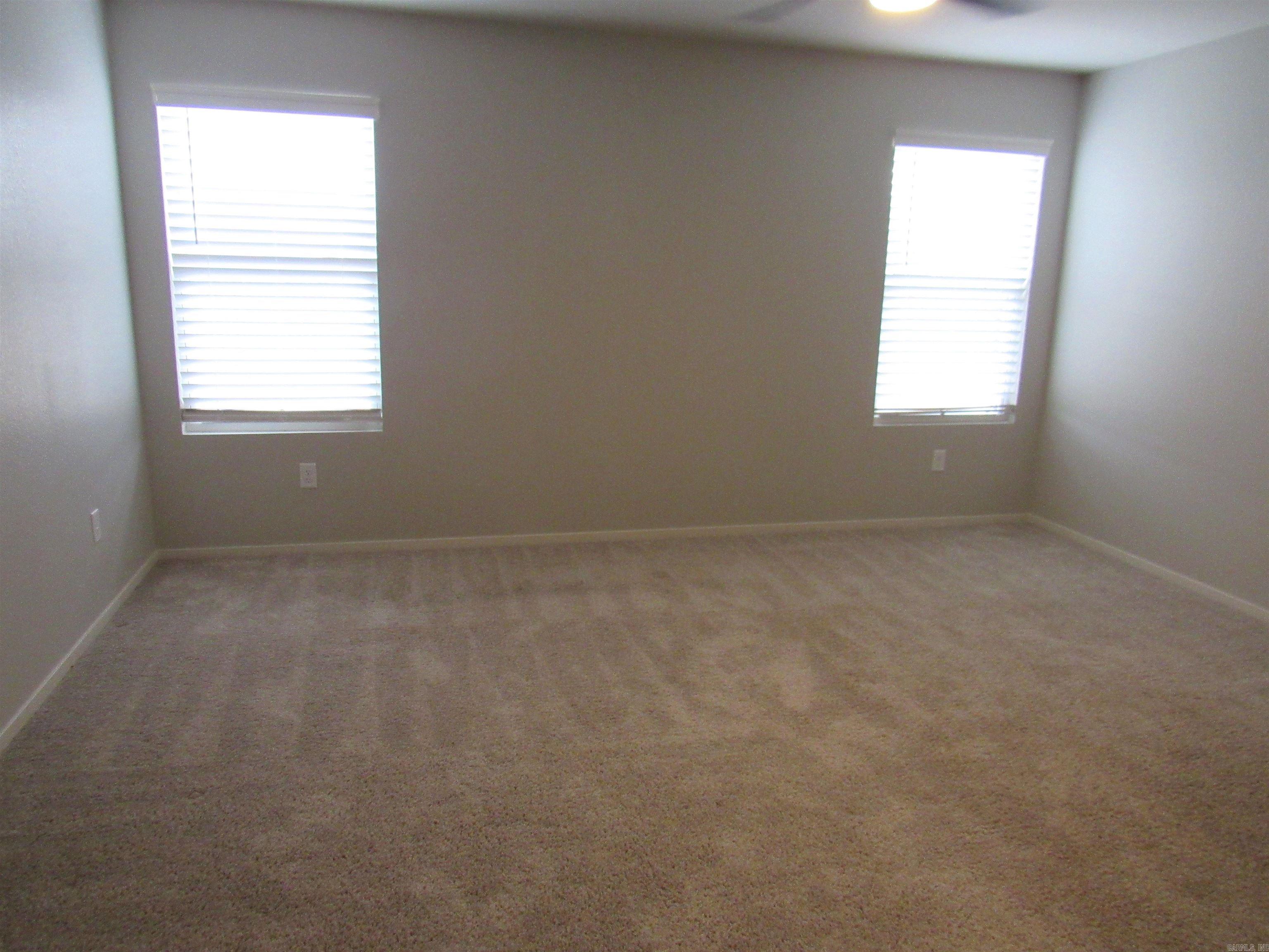 OAKLAND GROVE ESTATES - Residential