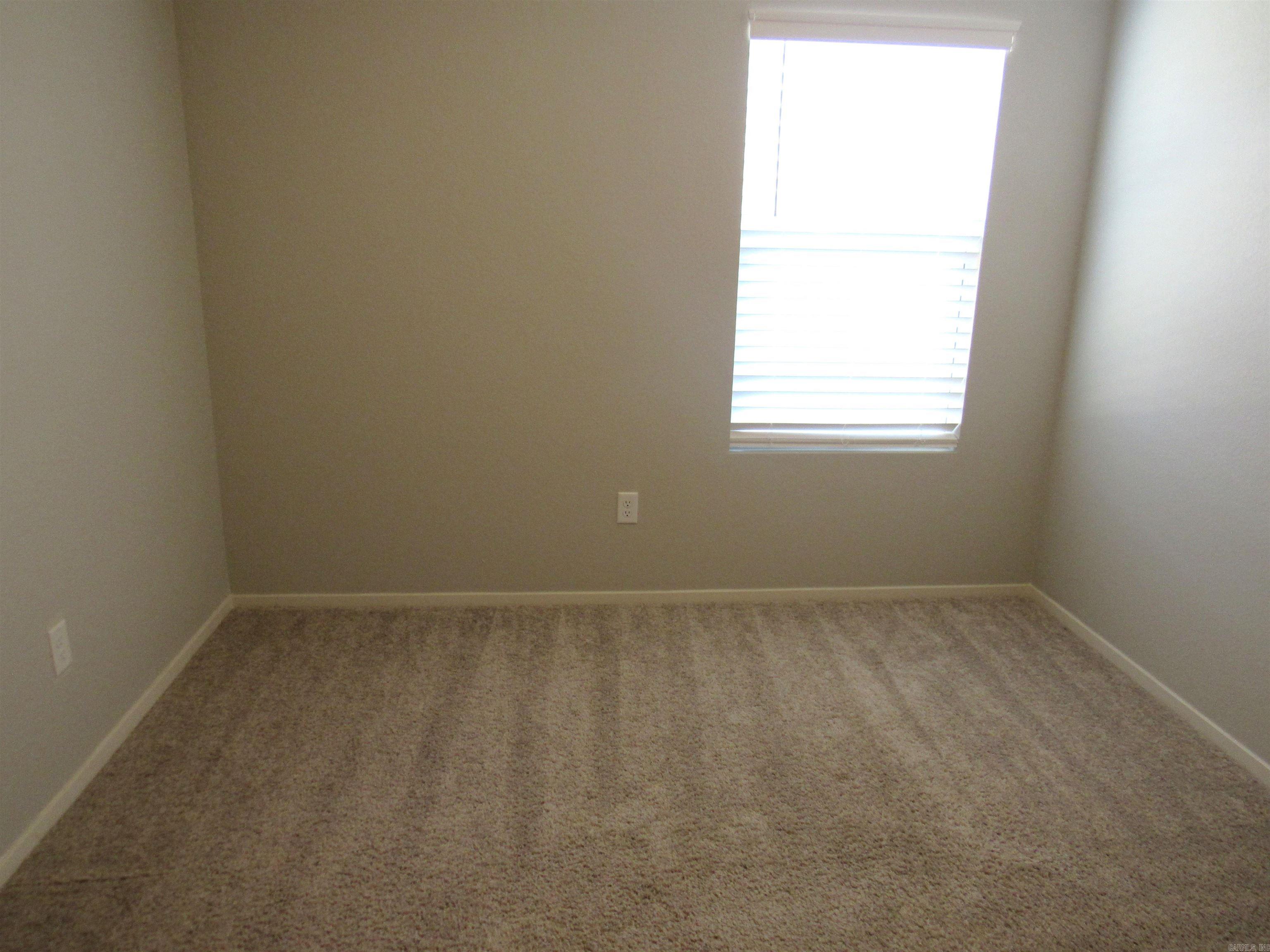 OAKLAND GROVE ESTATES - Residential