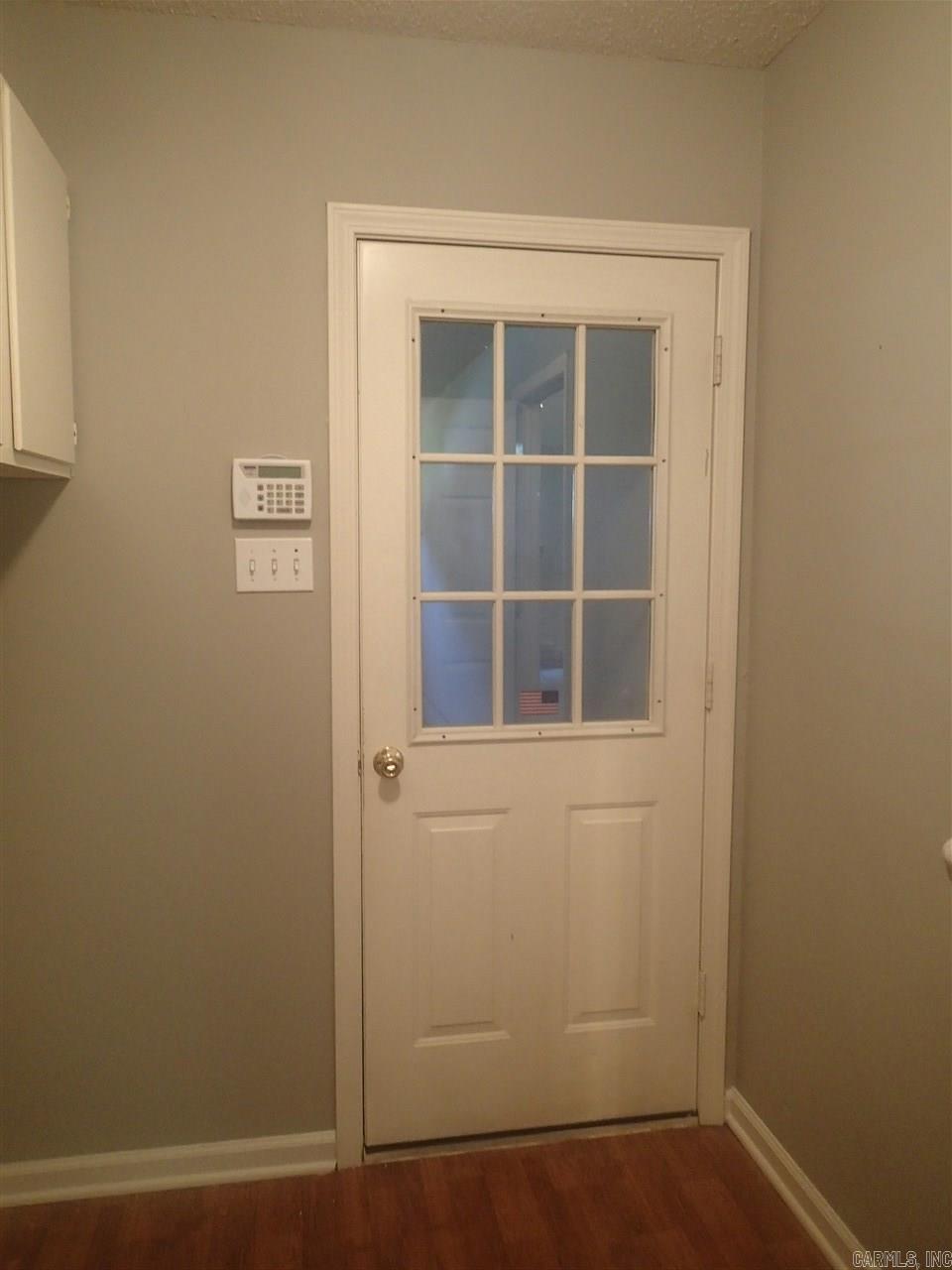 nil - Residential Lease