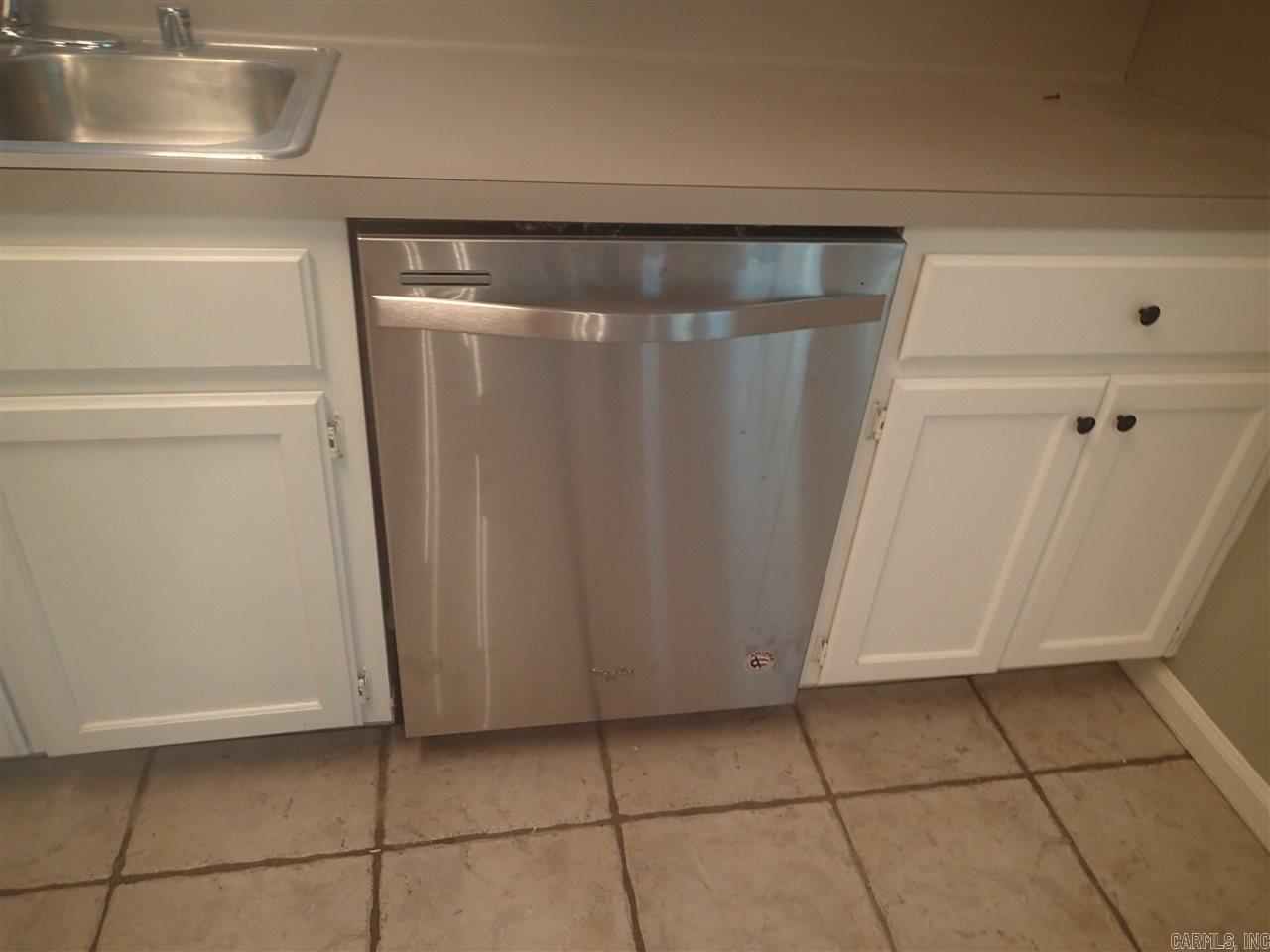 nil - Residential Lease