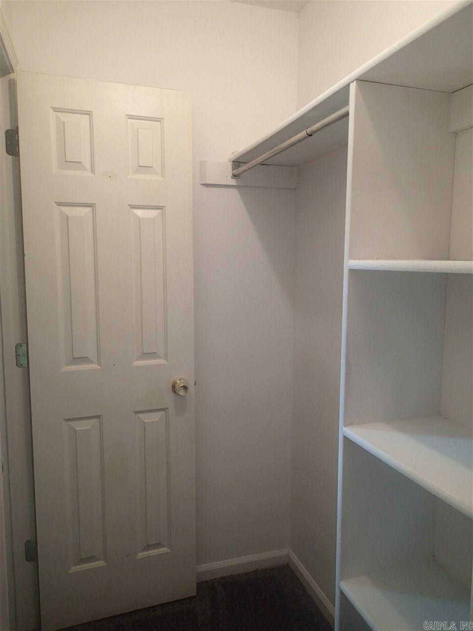 nil - Residential Lease