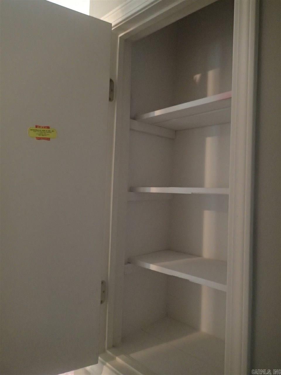 nil - Residential Lease