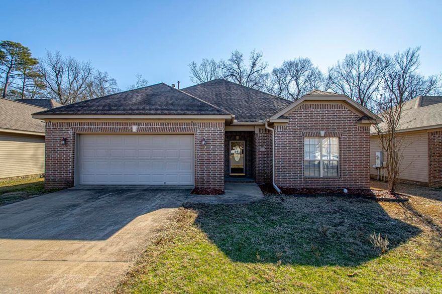 Adorable property in quiet neighborhood and on a dead end street. This 3 bed 2 bath home is a perfect starter home or rental opportunity. Conveniently located minutes from the outlet malls and interstate so you are never too far from anyone. Home has been kept in great condition and is ready for someone to move in! Call today to schedule your showing!