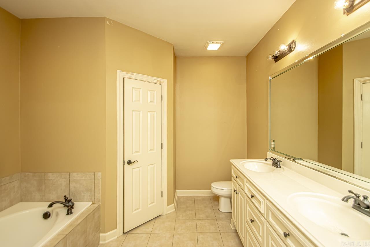 CRYSTALWOOD - Residential