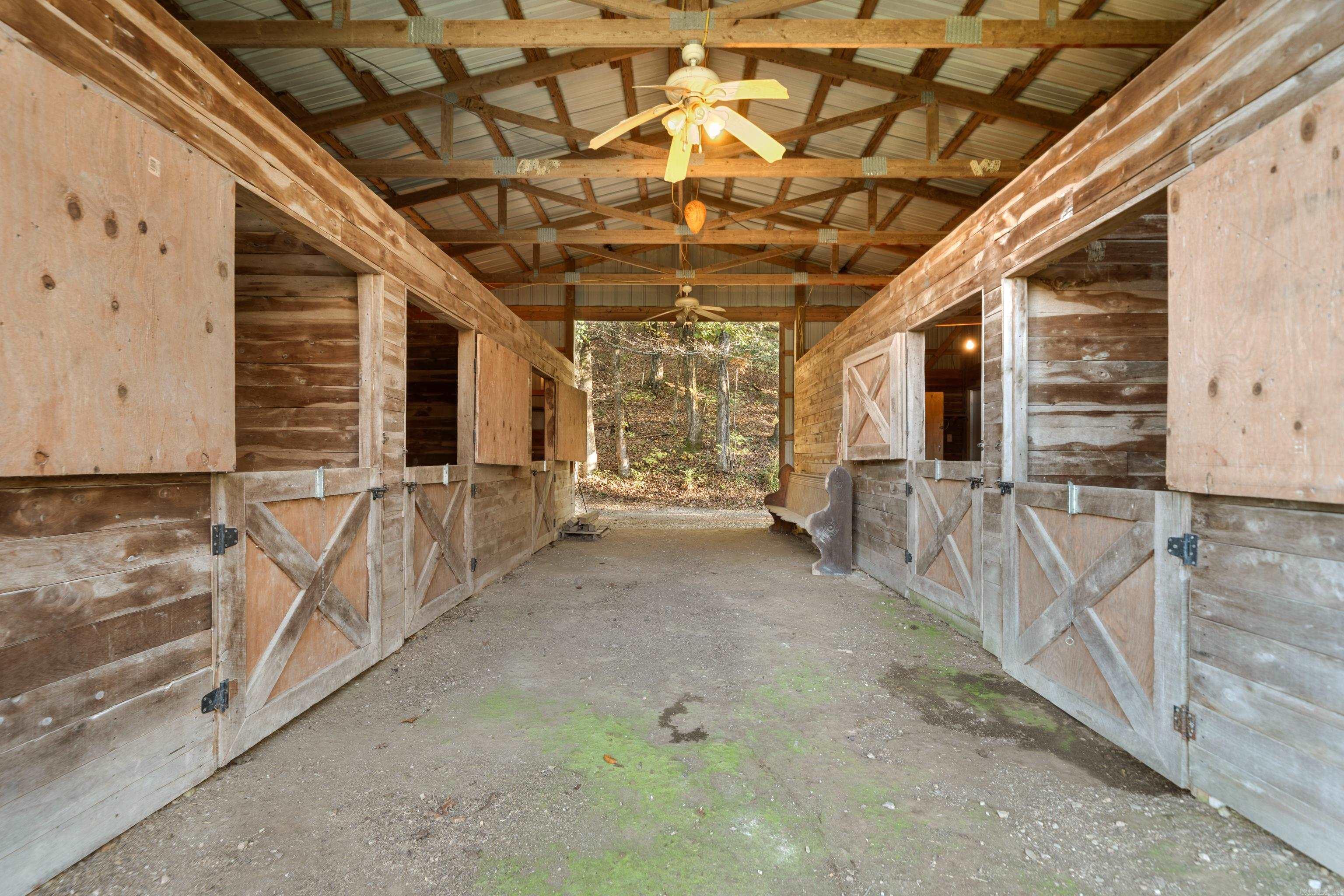 NATURAL SPRINGS - Residential