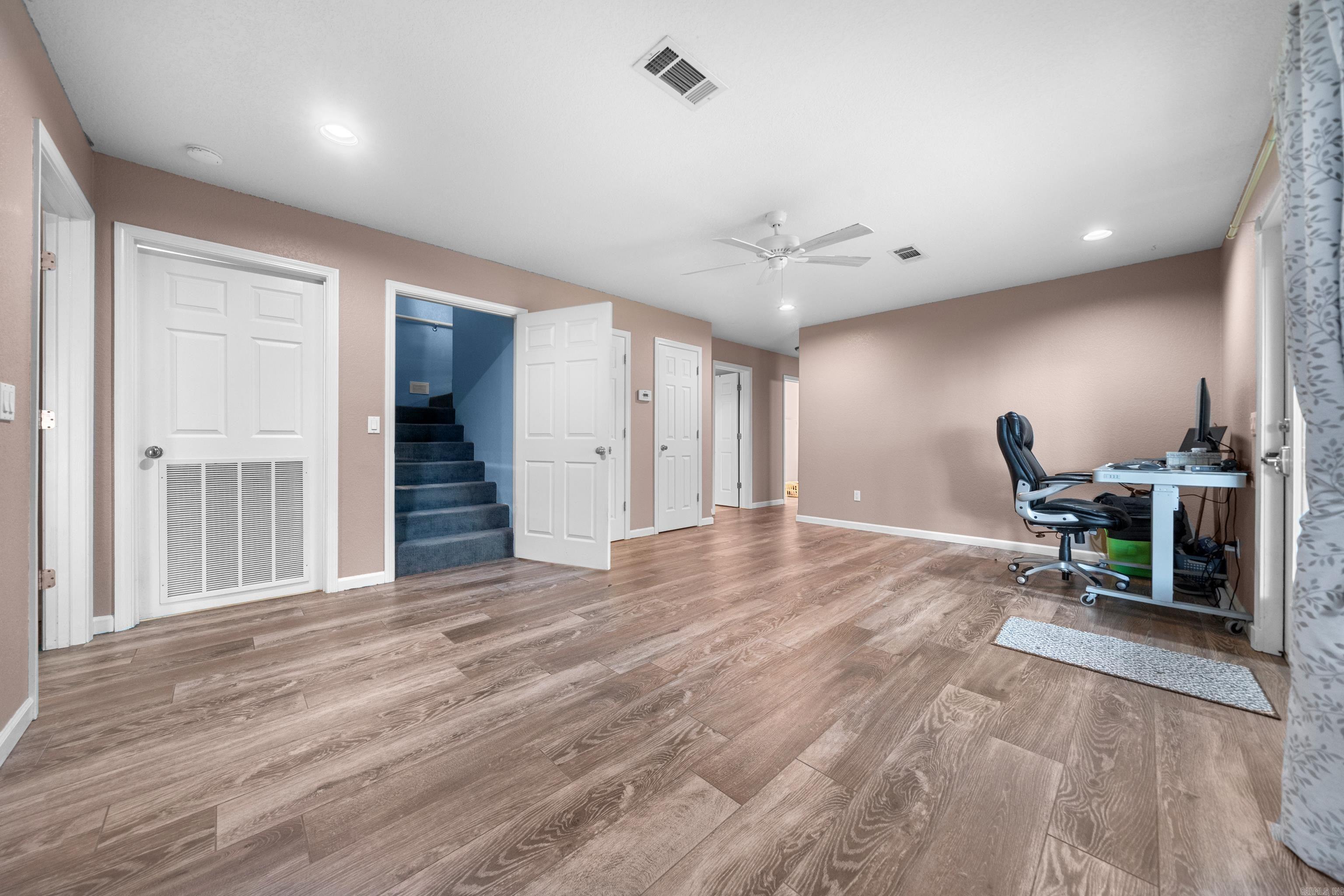 NATURAL SPRINGS - Residential