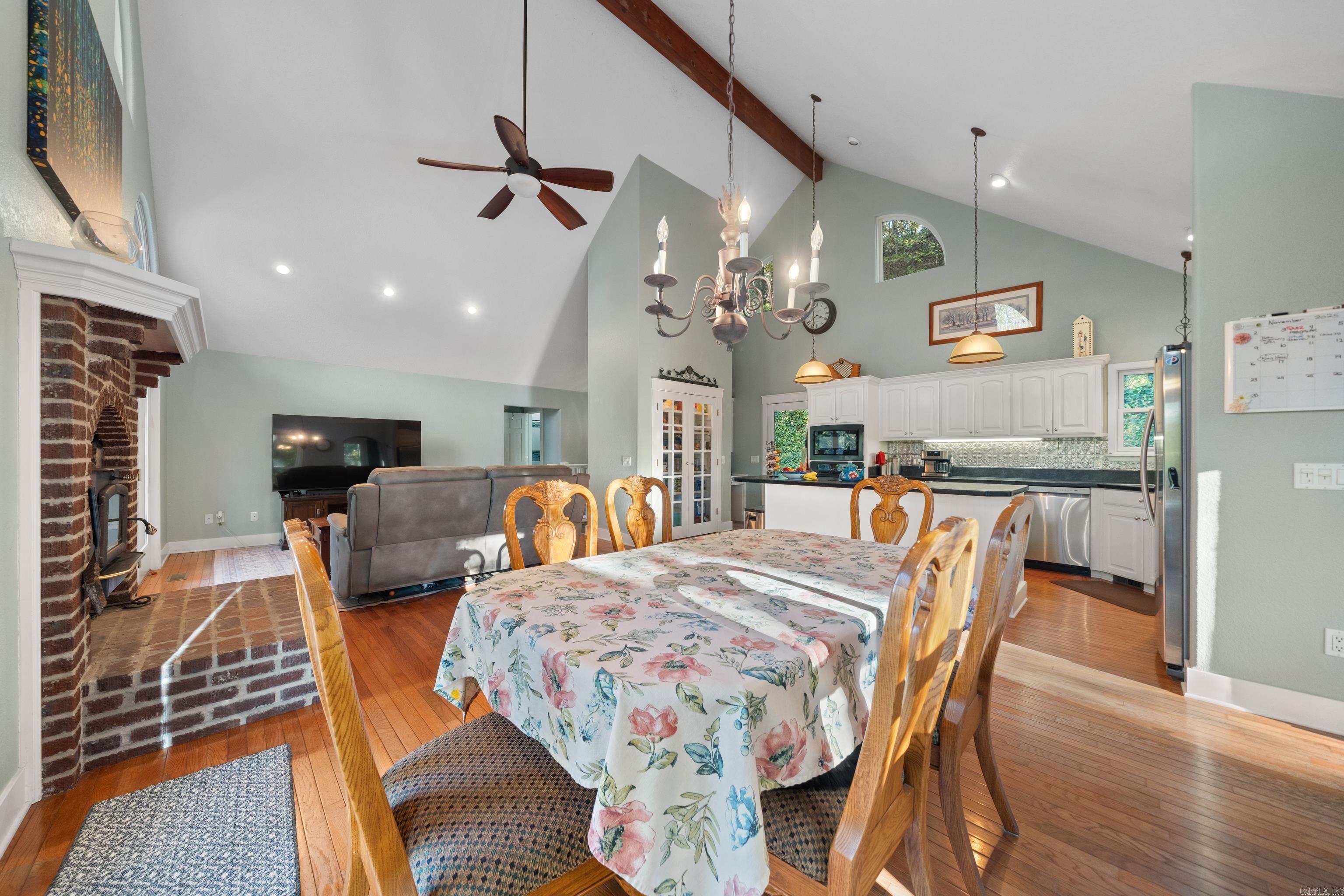 NATURAL SPRINGS - Residential