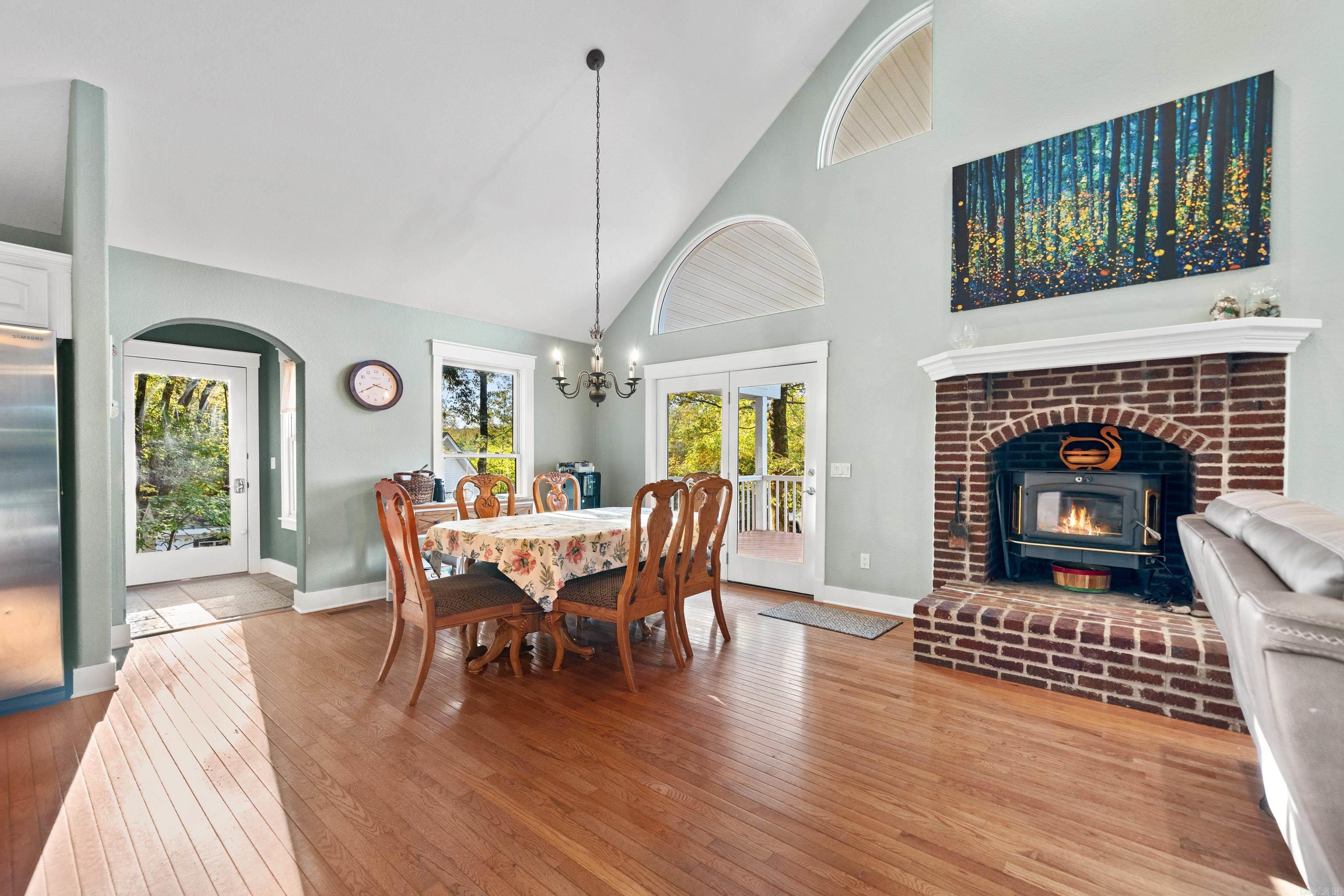 NATURAL SPRINGS - Residential