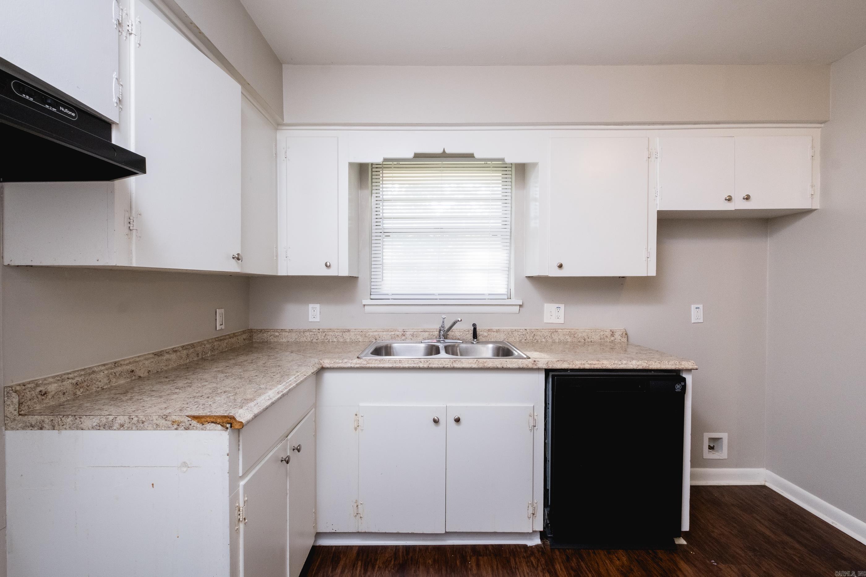 HILLSIDE - Residential