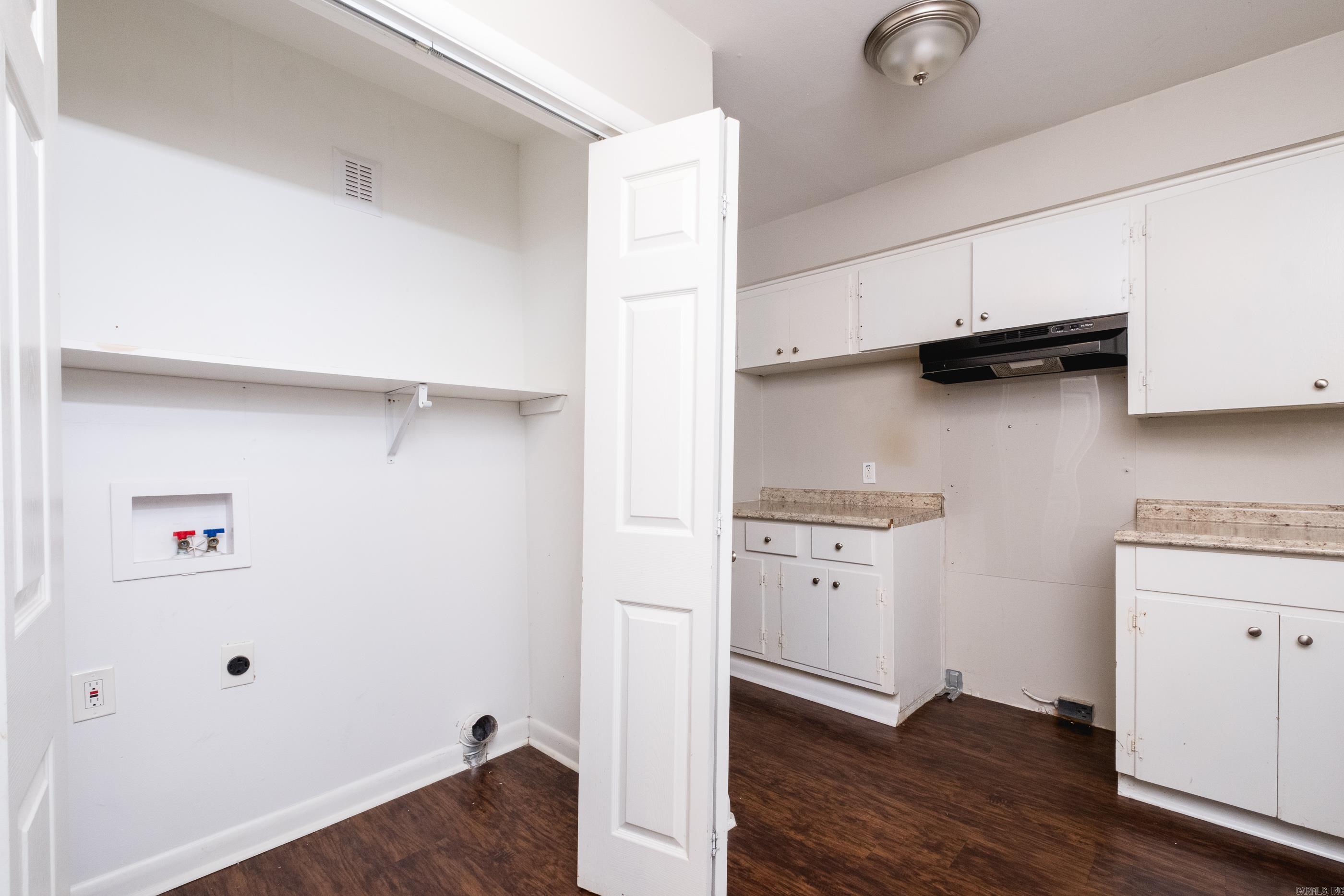 HILLSIDE - Residential