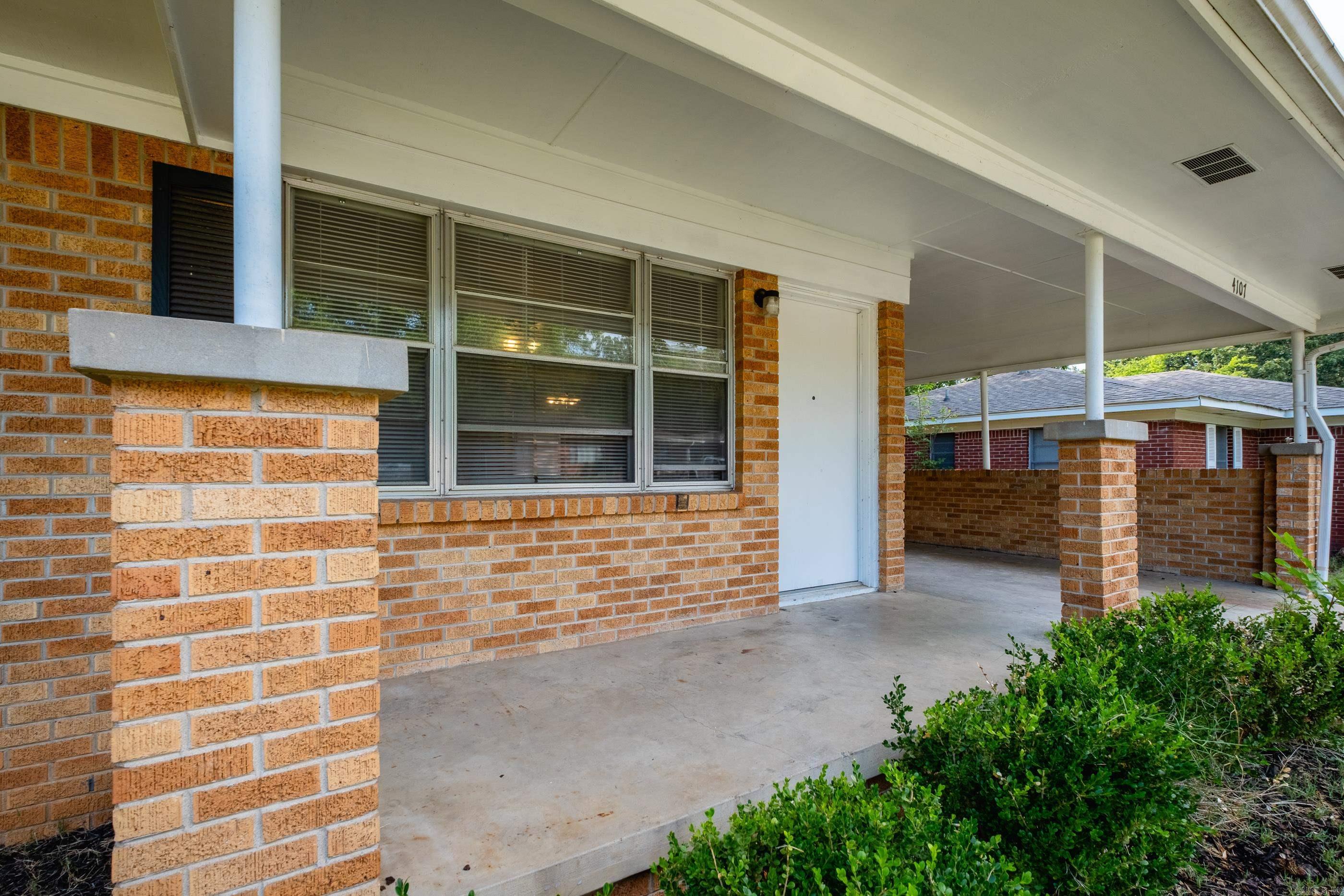 HILLSIDE - Residential