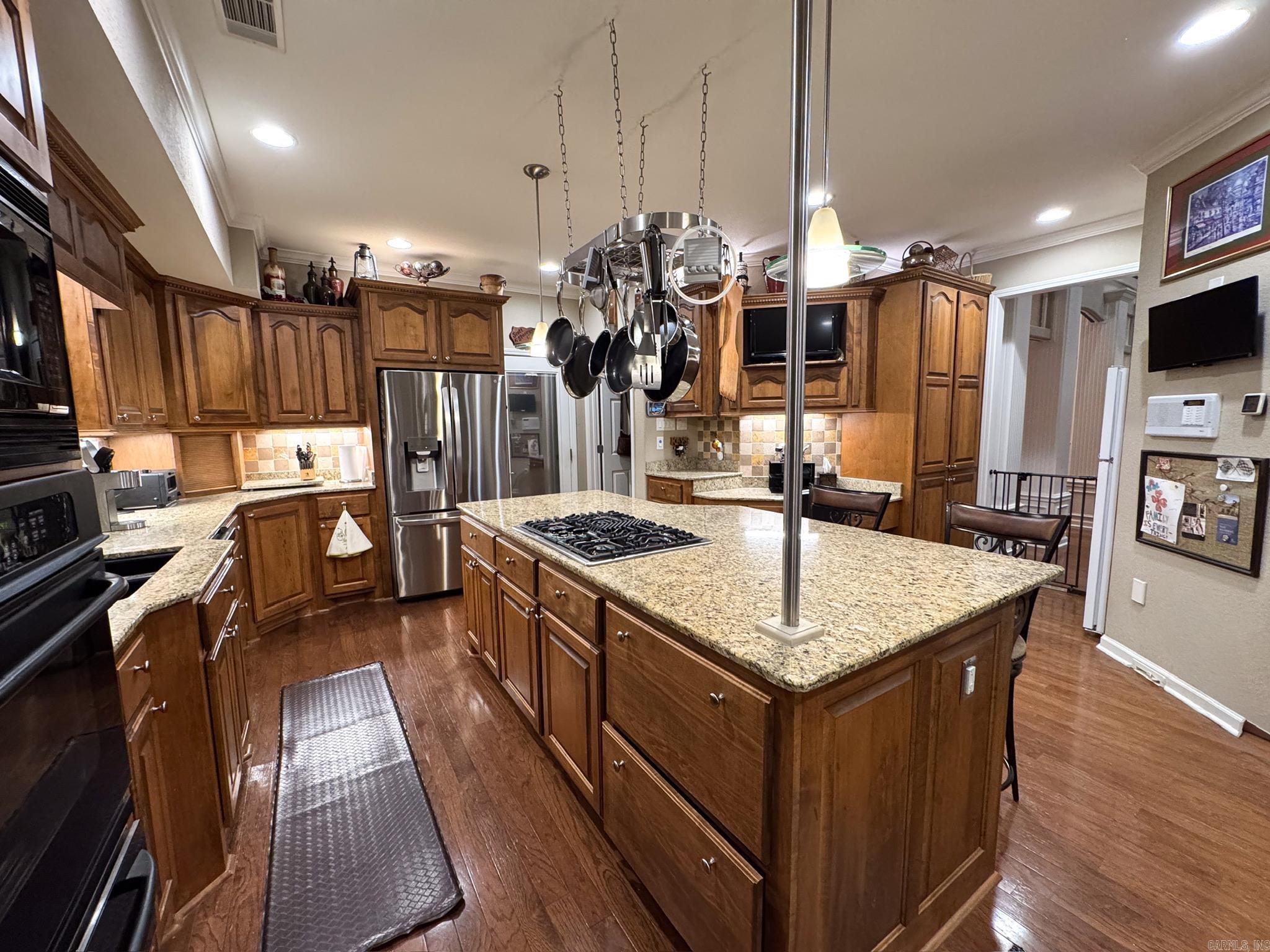 WESTPOINTE - Residential