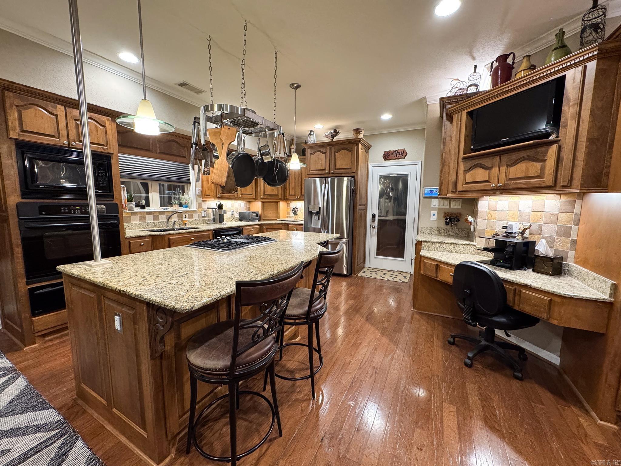 WESTPOINTE - Residential
