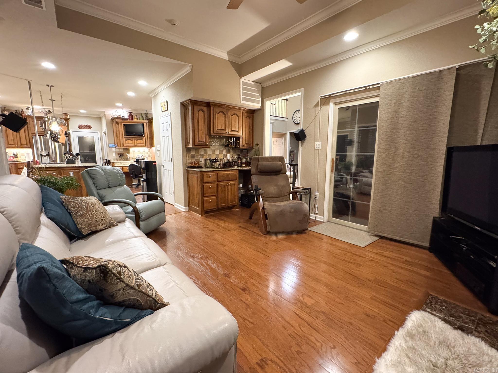 WESTPOINTE - Residential