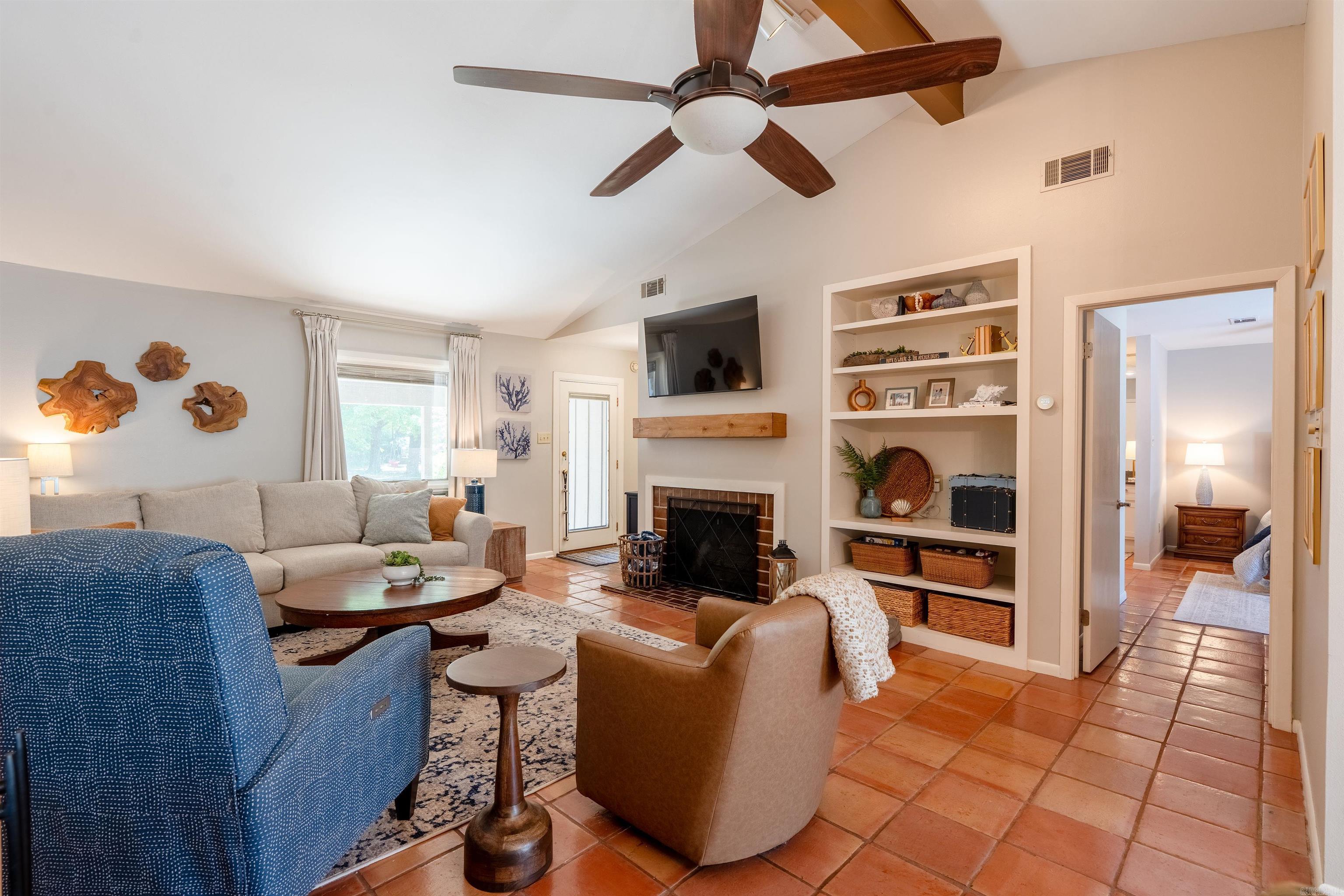 EI: THE ORCHARDS - Residential