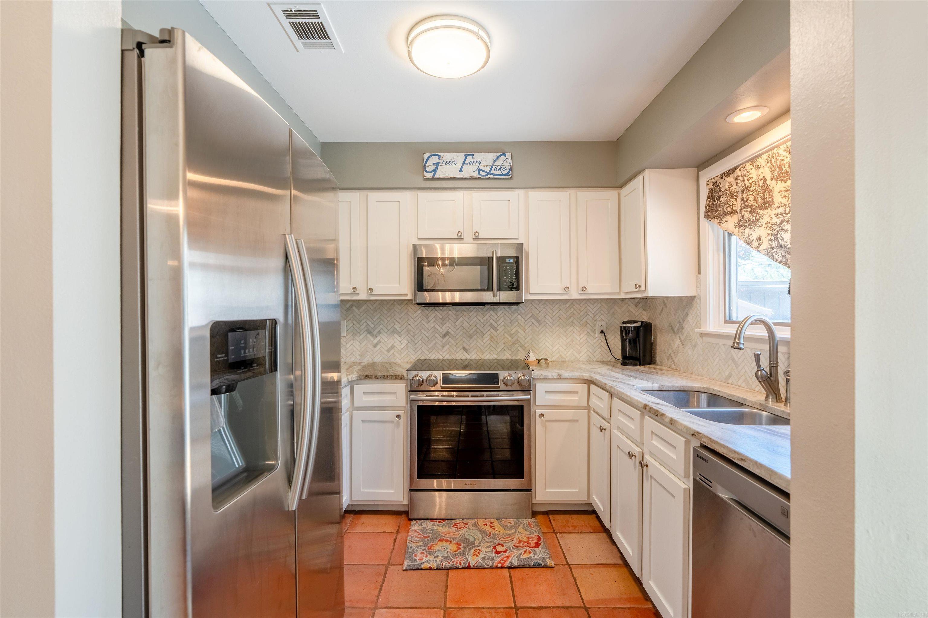 EI: THE ORCHARDS - Residential