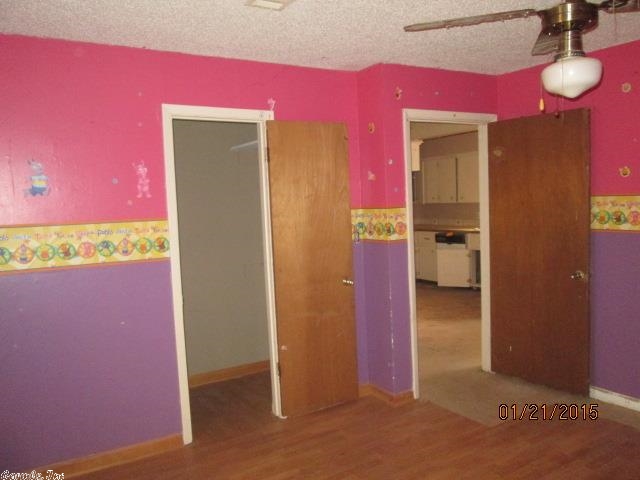 Mooney - Residential