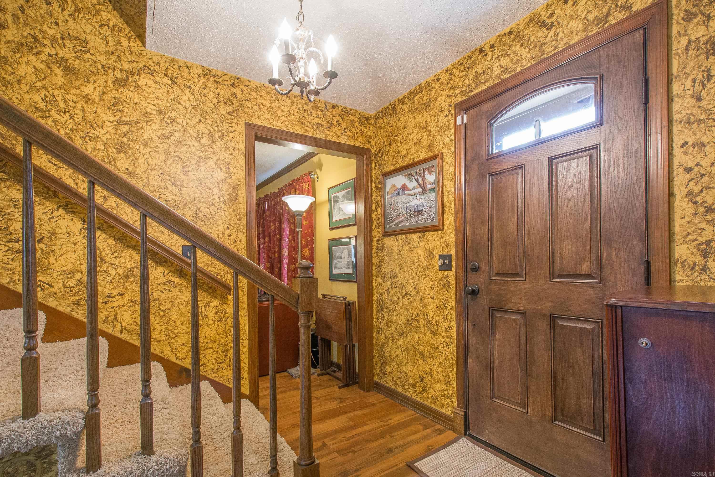 COUNTRY CLUB PARK - Residential