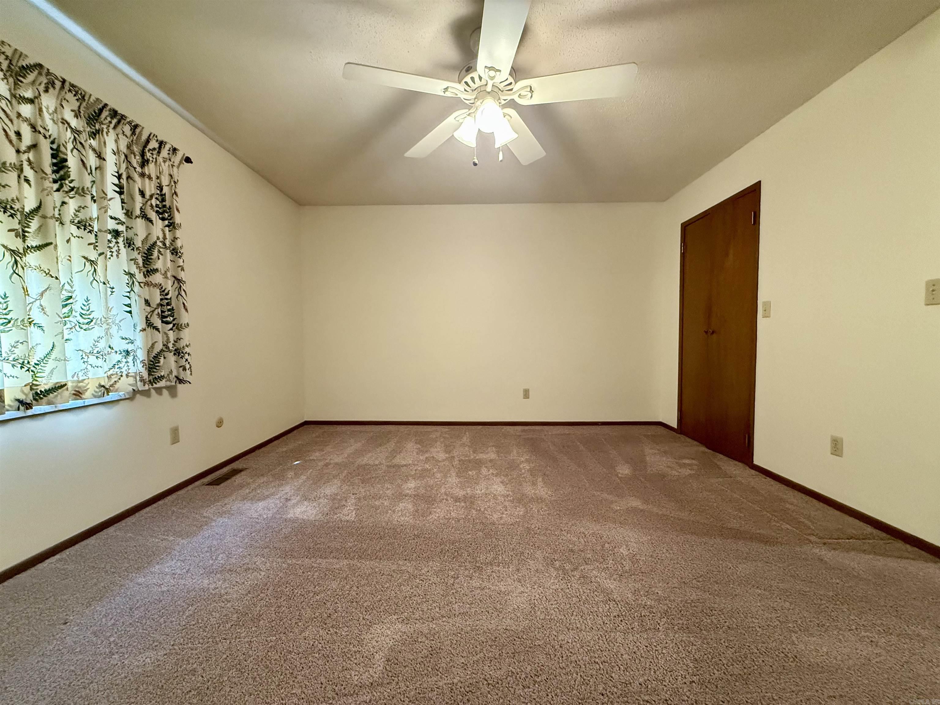 Briarwood East - Residential