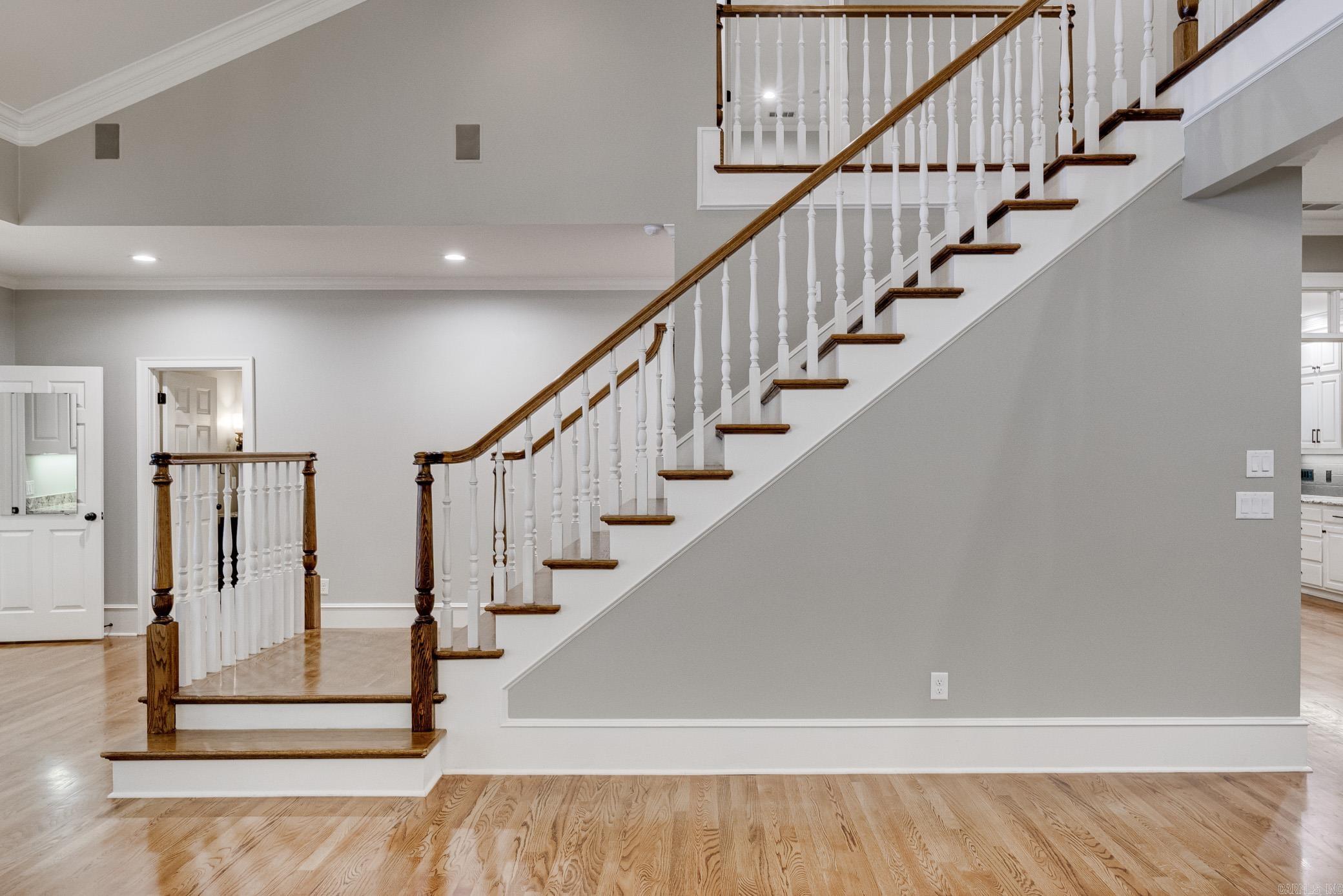 PIPPINPOST - Residential