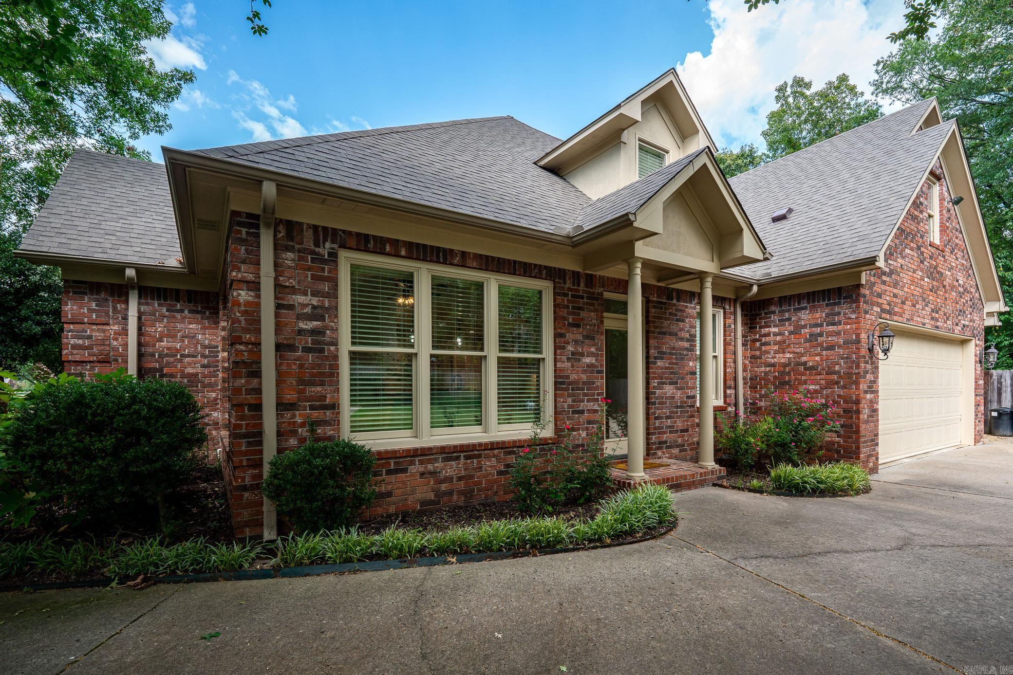 PIPPINPOST - Residential