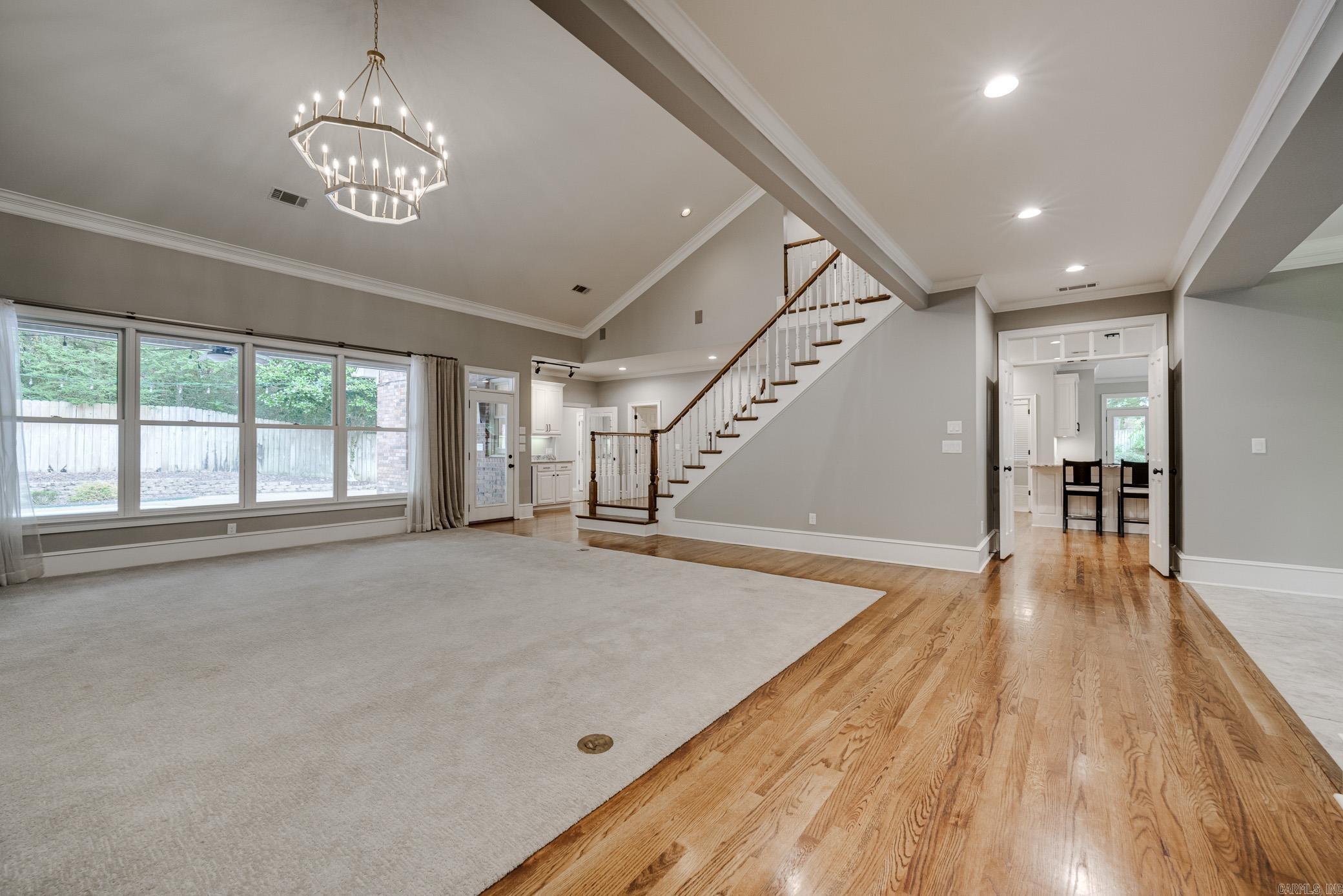 PIPPINPOST - Residential