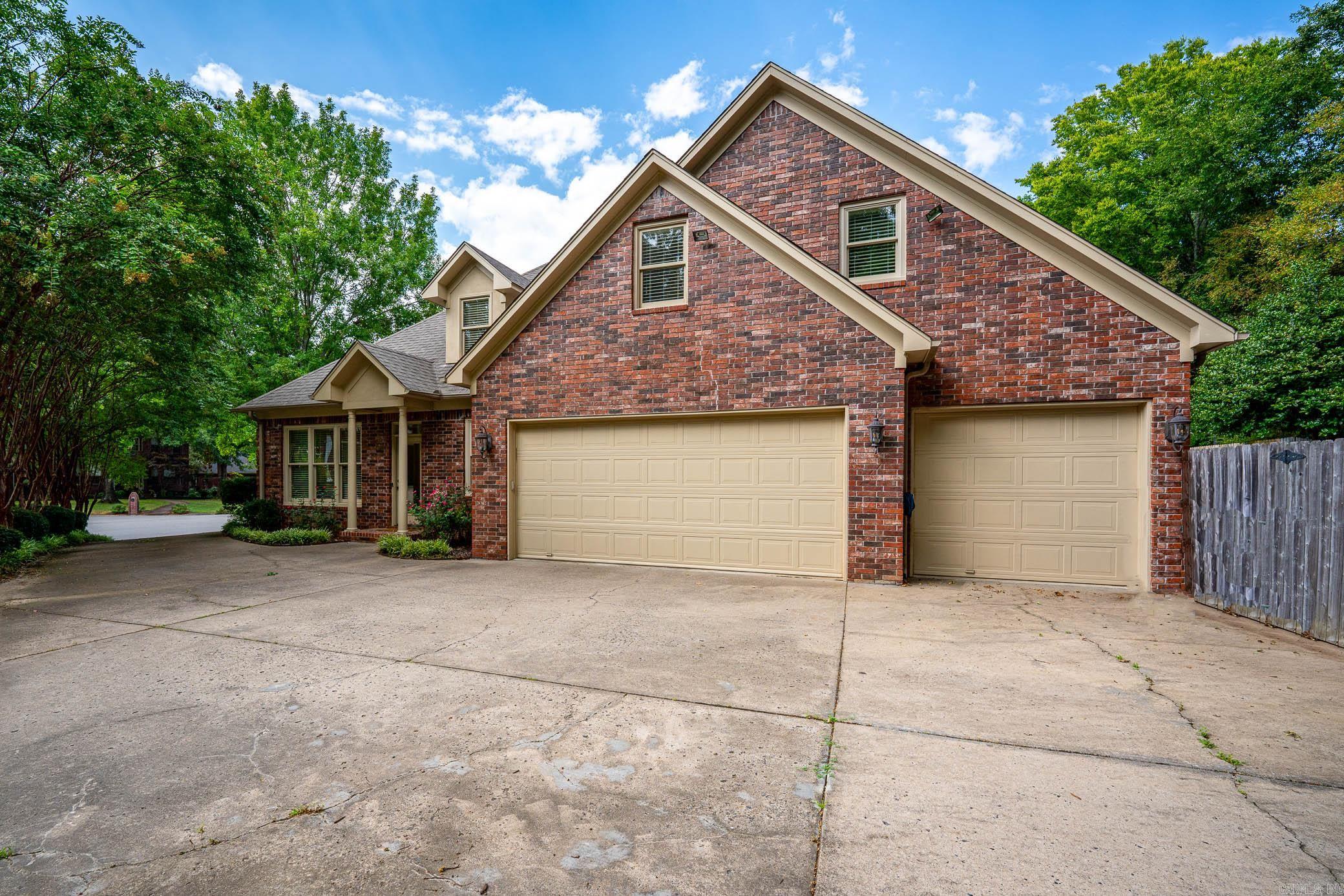 PIPPINPOST - Residential