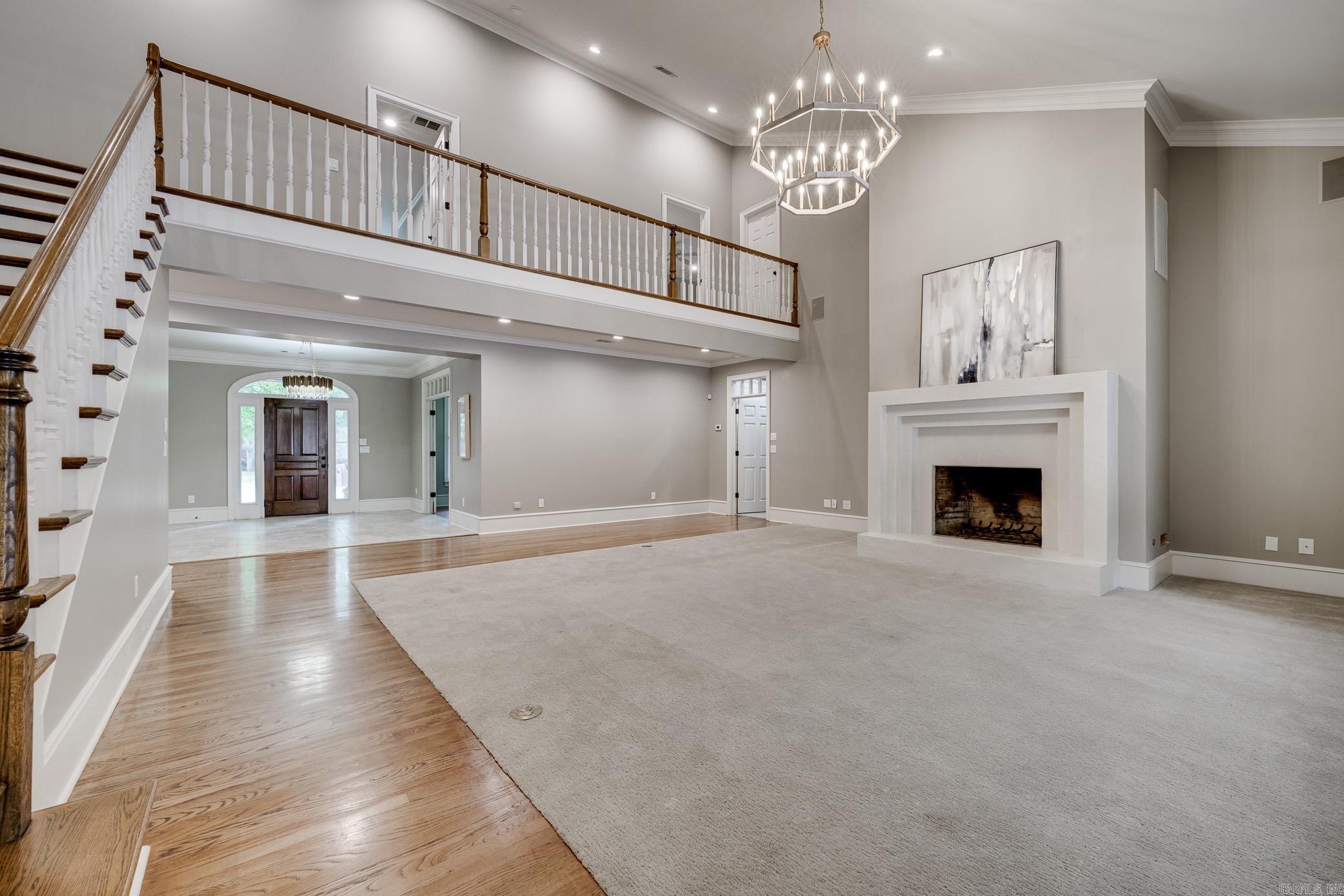 PIPPINPOST - Residential