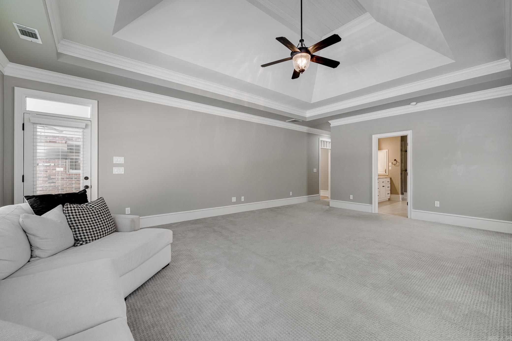 PIPPINPOST - Residential