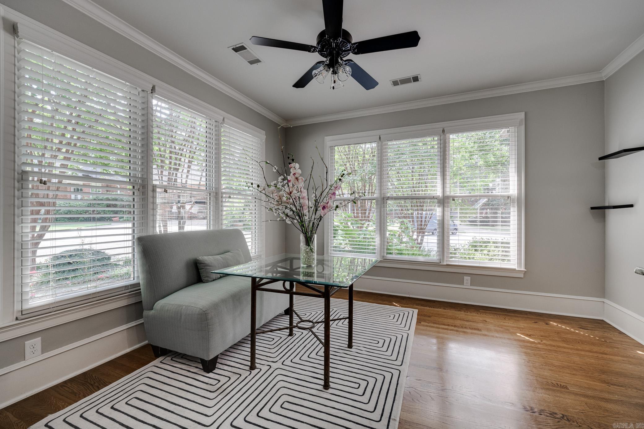 PIPPINPOST - Residential