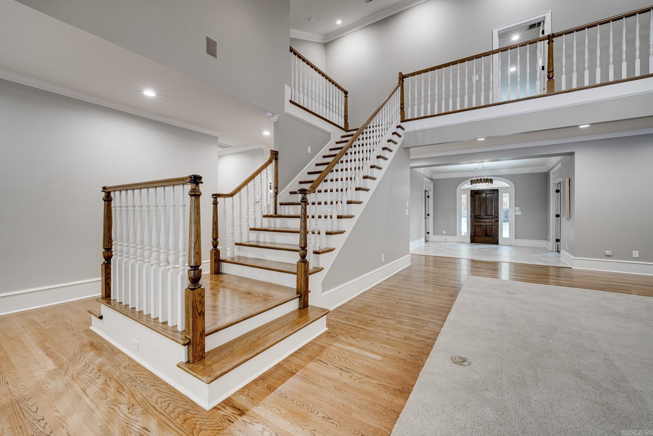 PIPPINPOST - Residential