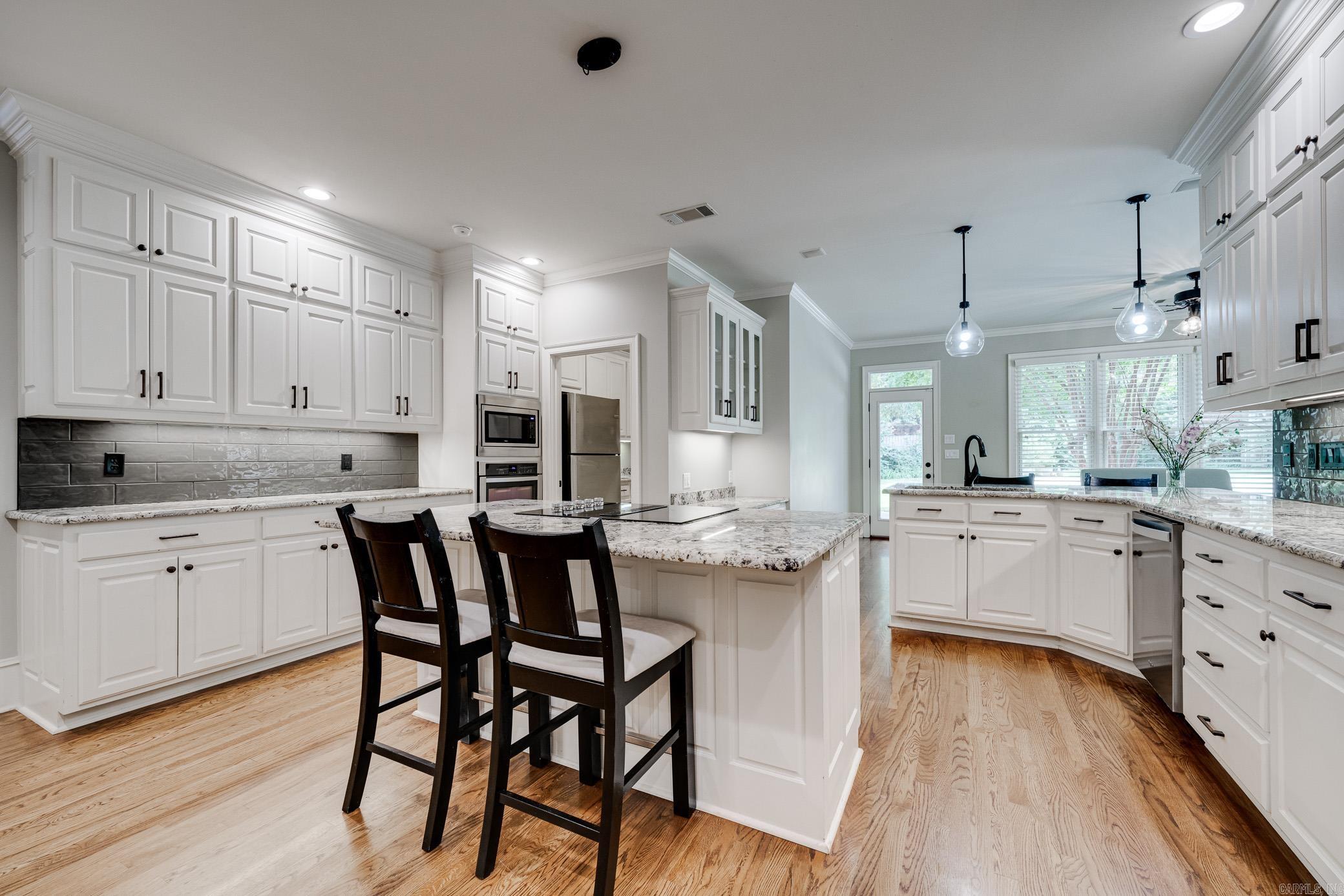 PIPPINPOST - Residential