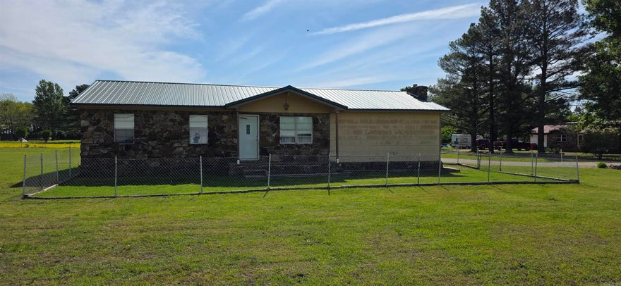 79 County Road 1461 — 3 Bed | 1 Bath | 1,568 Sq Ft | 0.51 Acres | Melanie Heights  Sitting on just over half an acre in the desirable Melanie Heights area, this 3-bed, 1-bath home offers 1,568 sq ft of comfortable living. The home features a 4-year-old HVAC system, all-electric utilities, county water, and a metal roof for long-term durability. A septic system keeps monthly costs low.  Key Features 3 bedrooms, 1 full bathroom  1,568 sq ft of living space  0.51-acre lot  The HVAC system is only 4 years old  Metal roof  All-electric home  County water + septic  Located in Melanie Heights, a quiet, established area  A great fit for families, first-time buyers, or anyone wanting a home in a peaceful country-neighborhood setting.