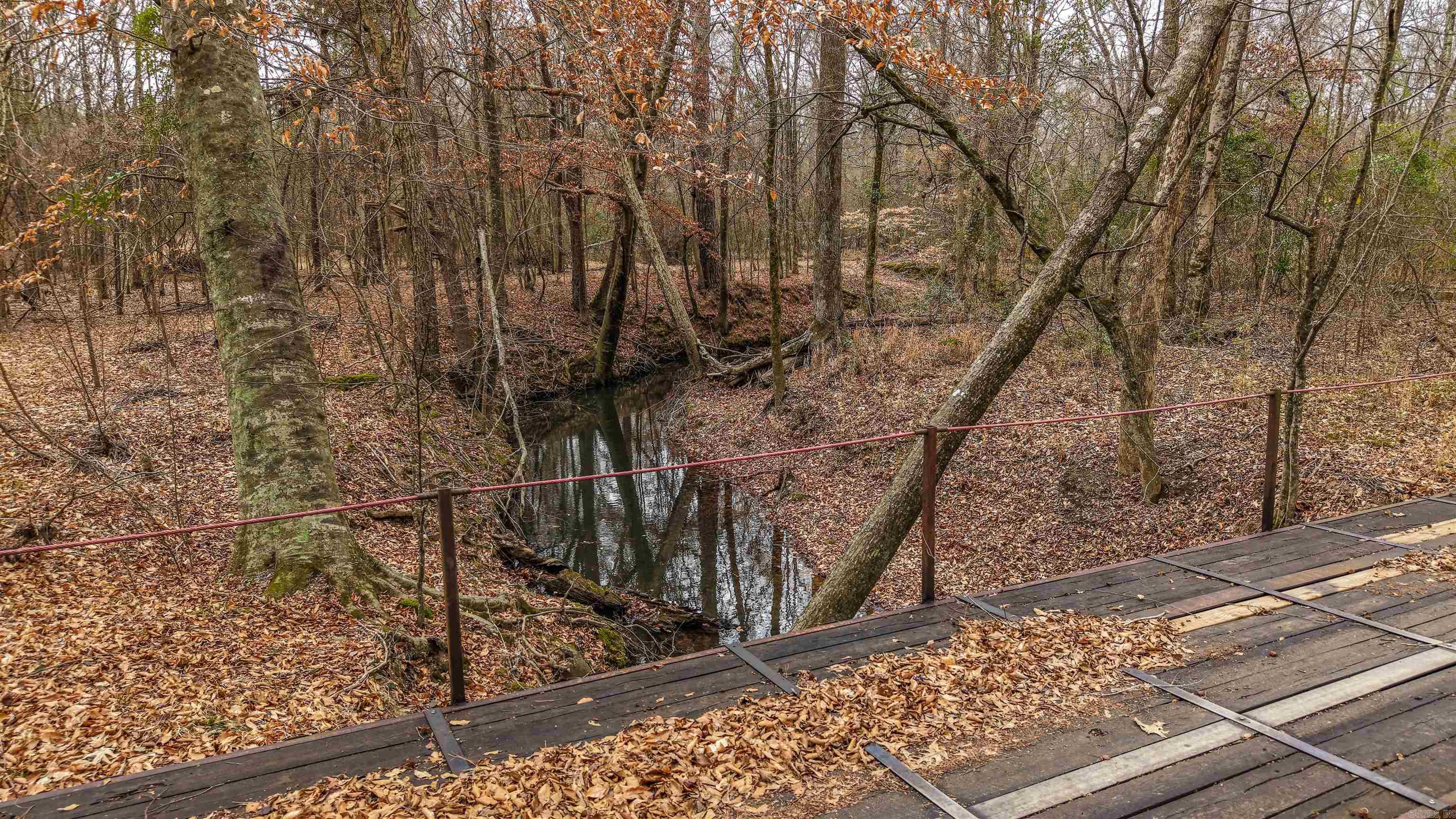 Metes & Bounds - Land