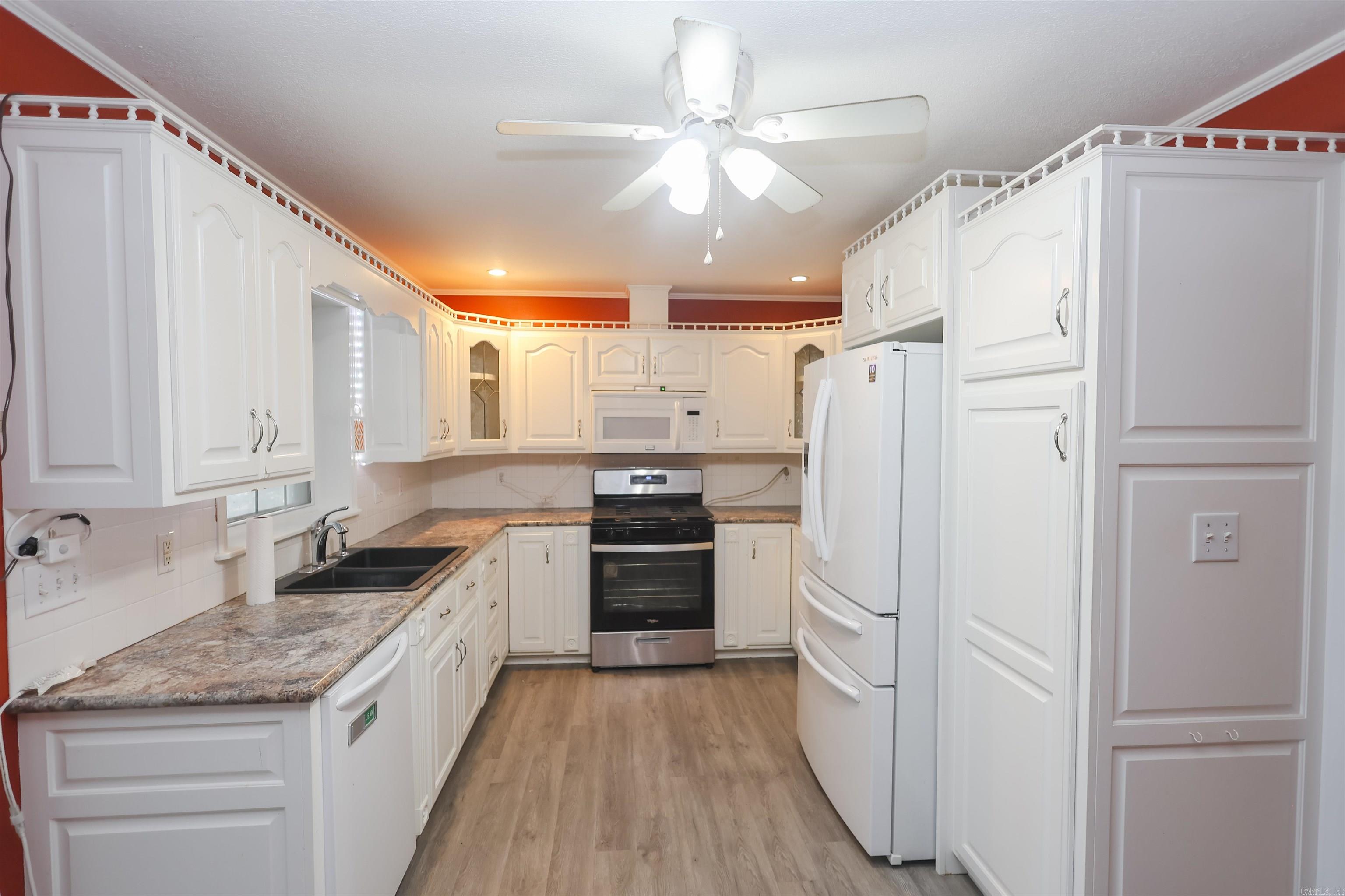 Davis Acres - Residential