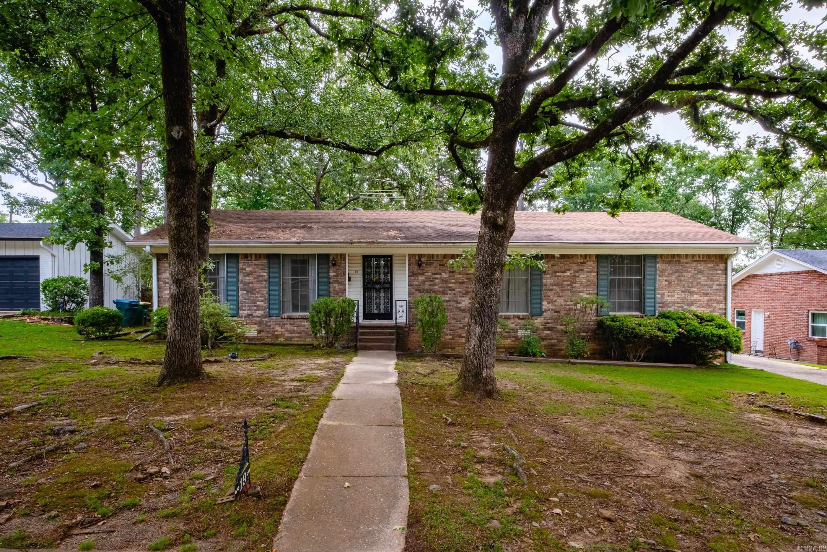COLONY WEST - Residential
