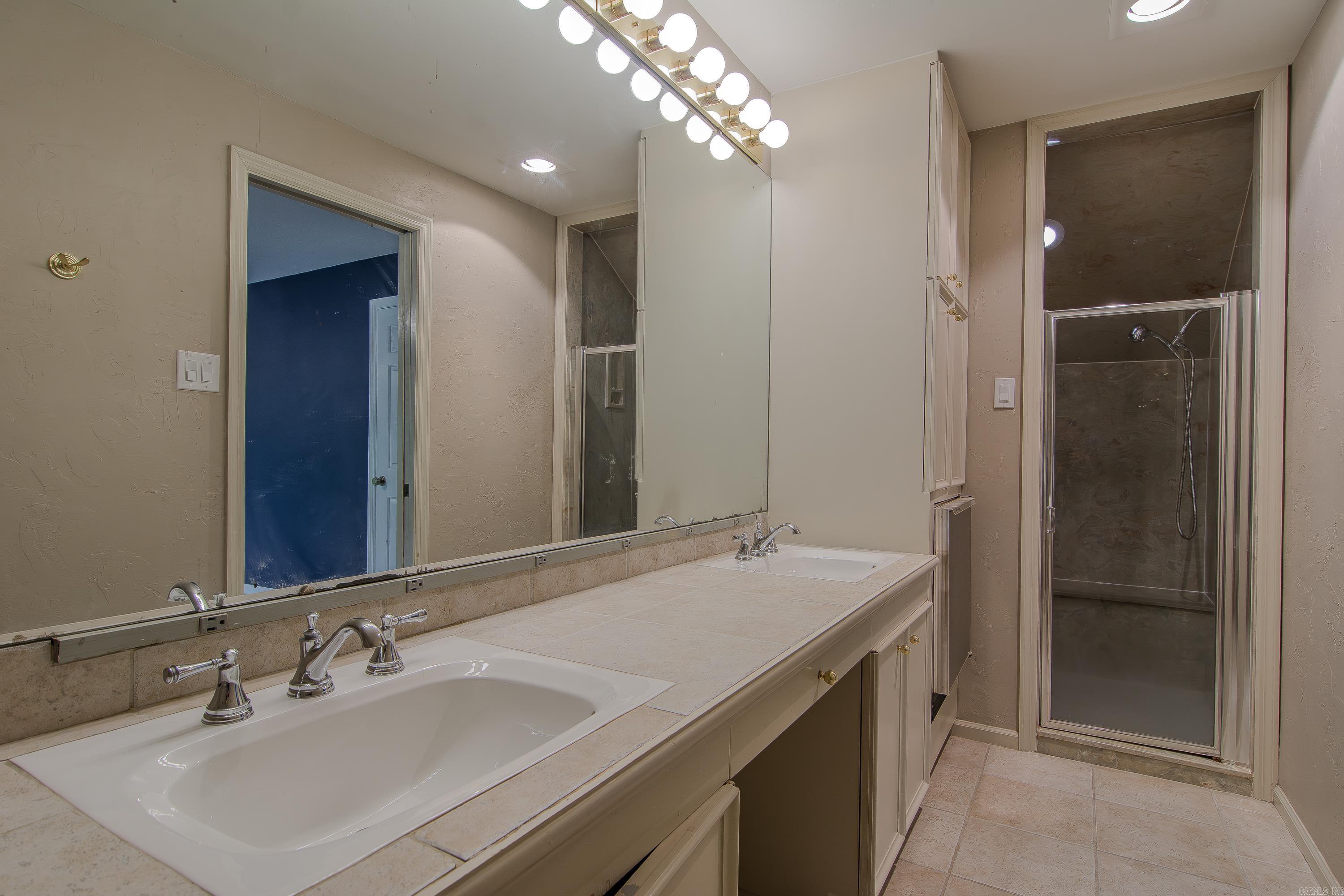 Reservoir Heights Condo HPR - Residential