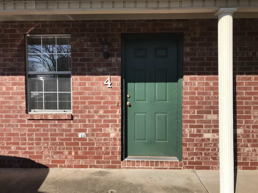 2 bed, 2 bath, 2 story apartment for rent. The unit is apartment #2 located at 504 N Cross in Searcy. Refrigerator, dishwasher, oven/stove, washer and dryer included. Is move in ready now. Monthly rent is $650 with a $600 deposit. Tenant is responsible for all utilities. No pets and no smoking. Tenant must submit application, there is no application fee. Call agent for application. Utilities are water, electric, natural gas. Listing agent has ownership interest in the property.