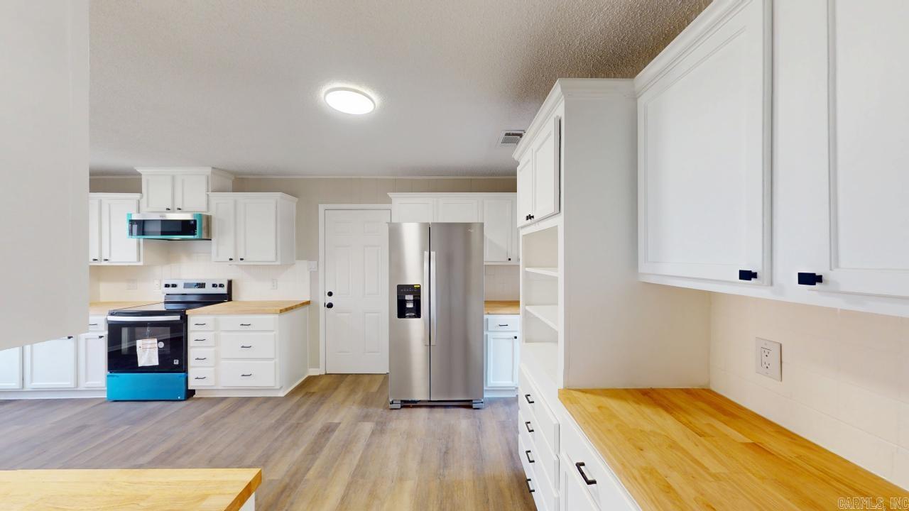 Smoking Oaks - Residential