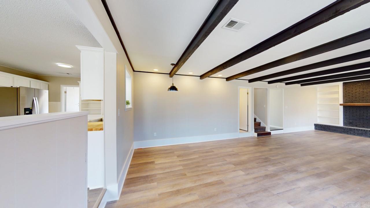 Smoking Oaks - Residential