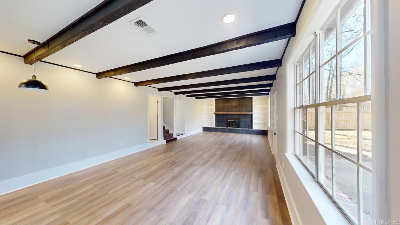 Smoking Oaks - Residential