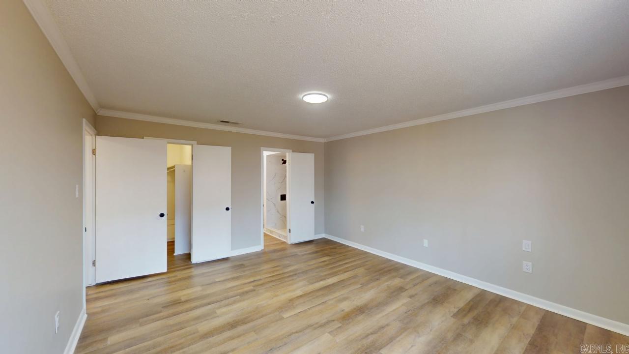 Smoking Oaks - Residential