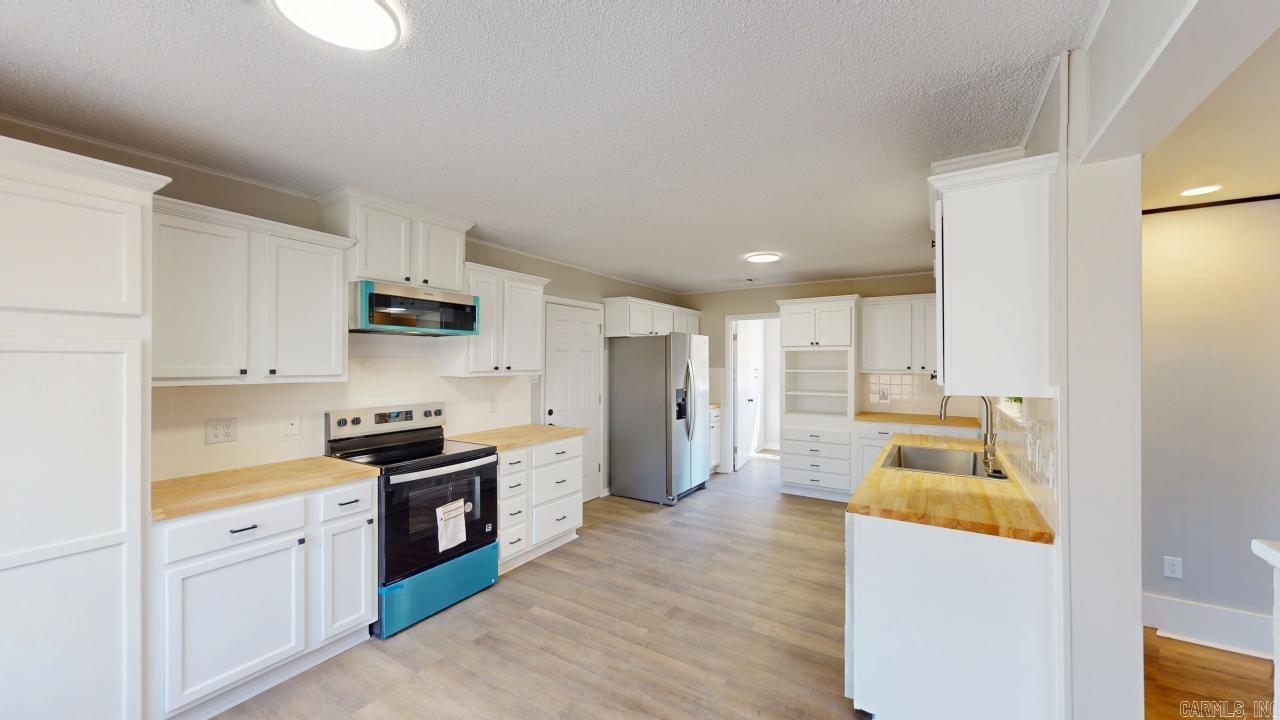 Smoking Oaks - Residential