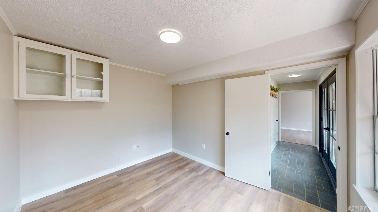 Smoking Oaks - Residential
